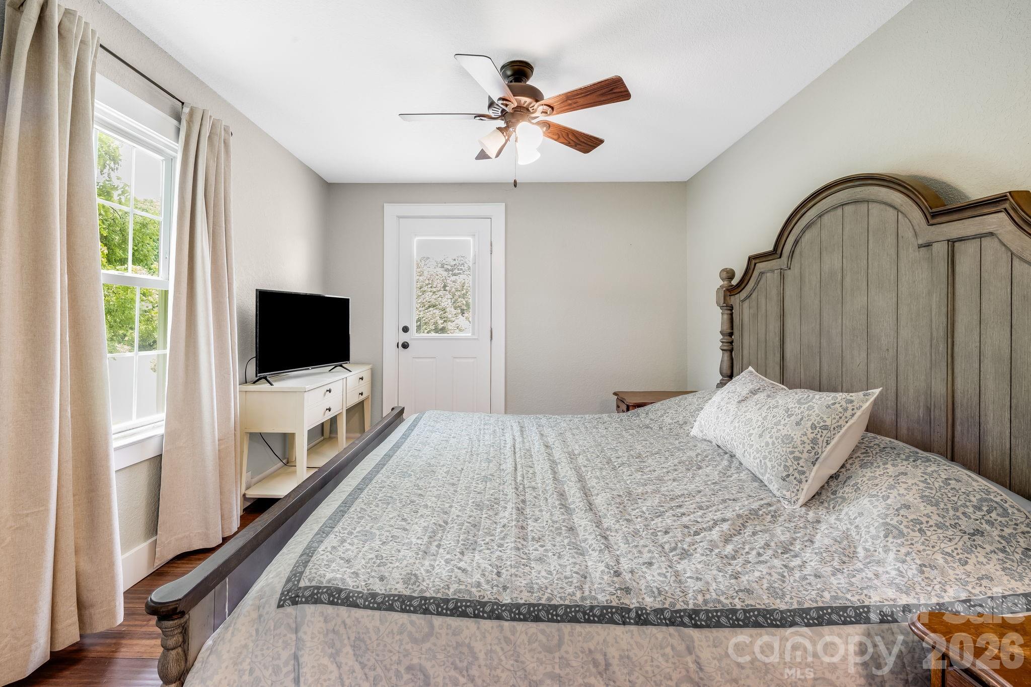 2117 Old Clyde Road Property Photo 24