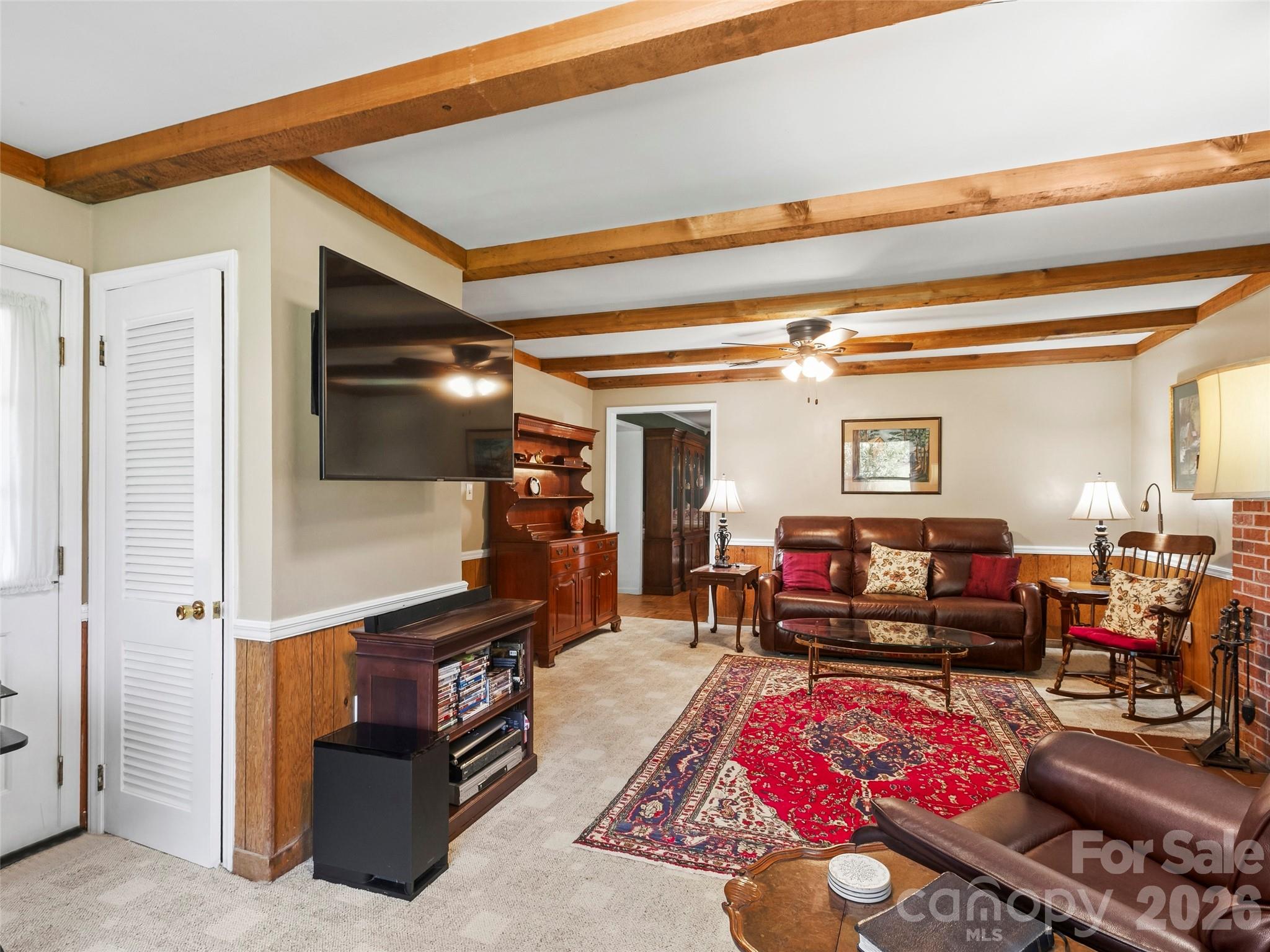 101 Castlerock Drive Property Photo 14
