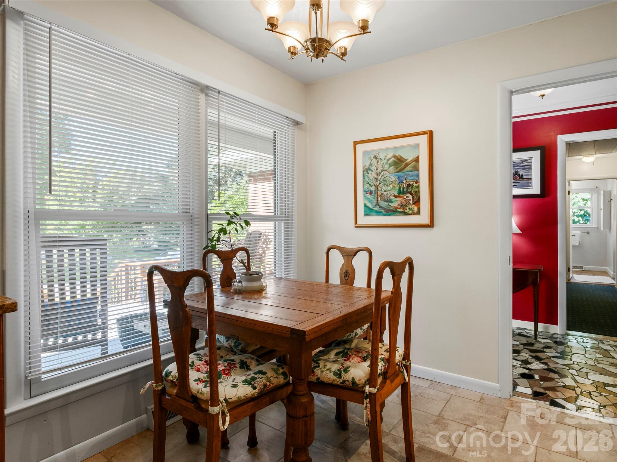 101 Castlerock Drive Property Photo 18
