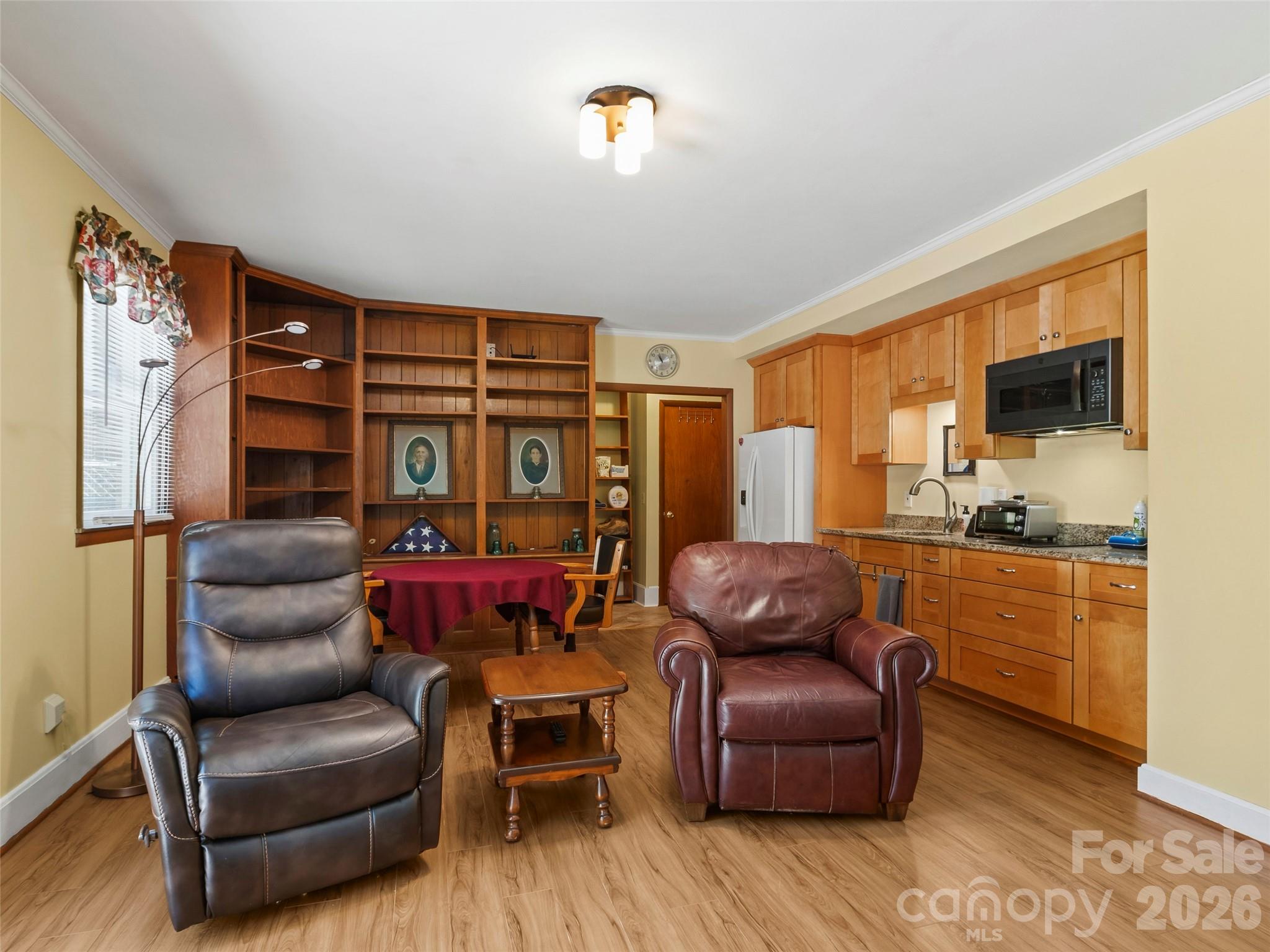 101 Castlerock Drive Property Photo 31
