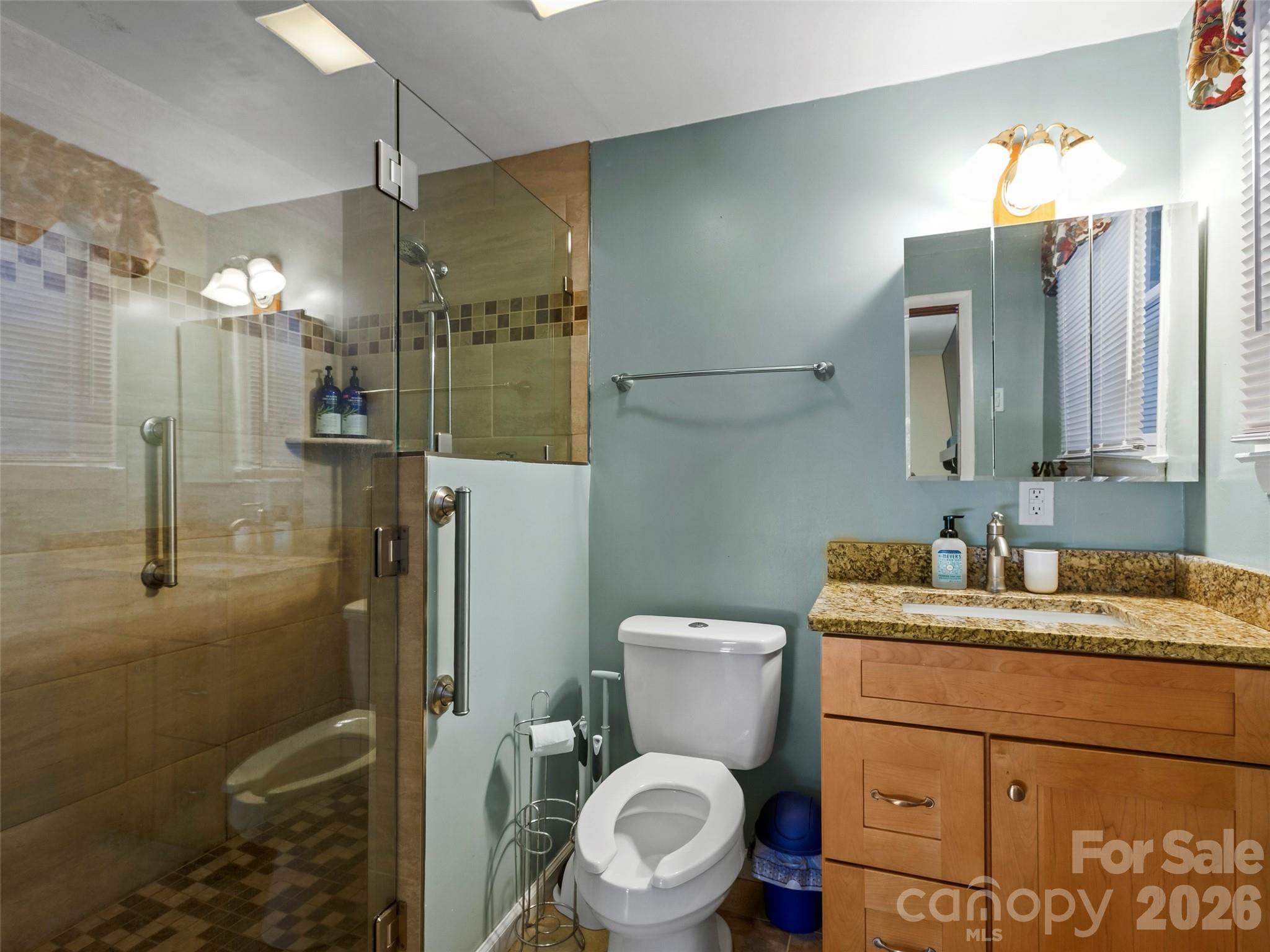 101 Castlerock Drive Property Photo 32