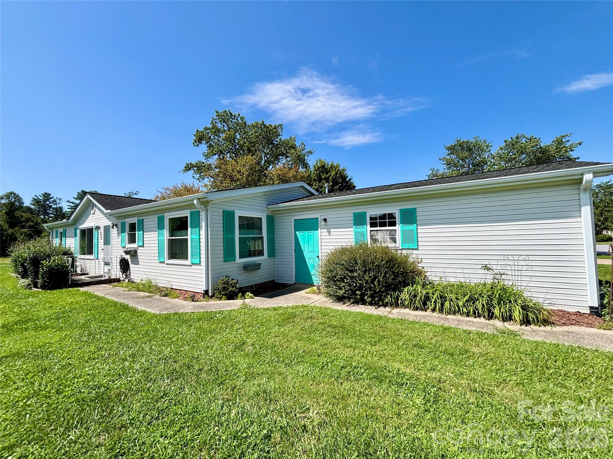 236 Riverwind Drive Property Photo 1
