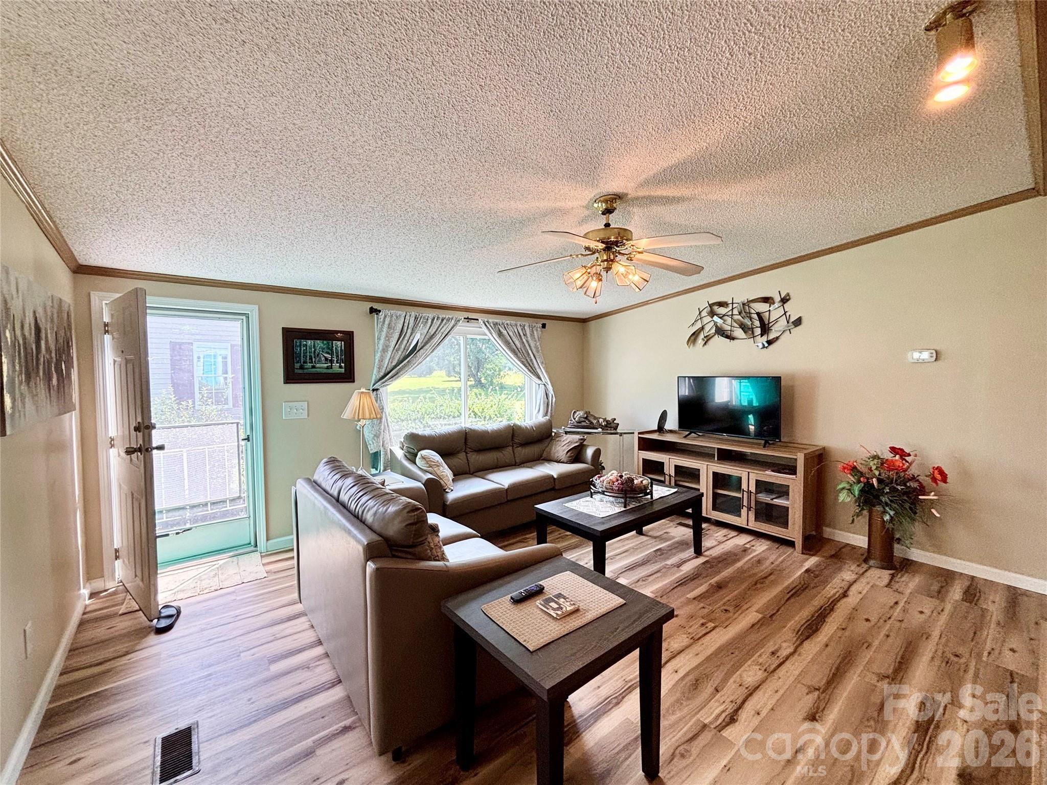 236 Riverwind Drive Property Photo 5