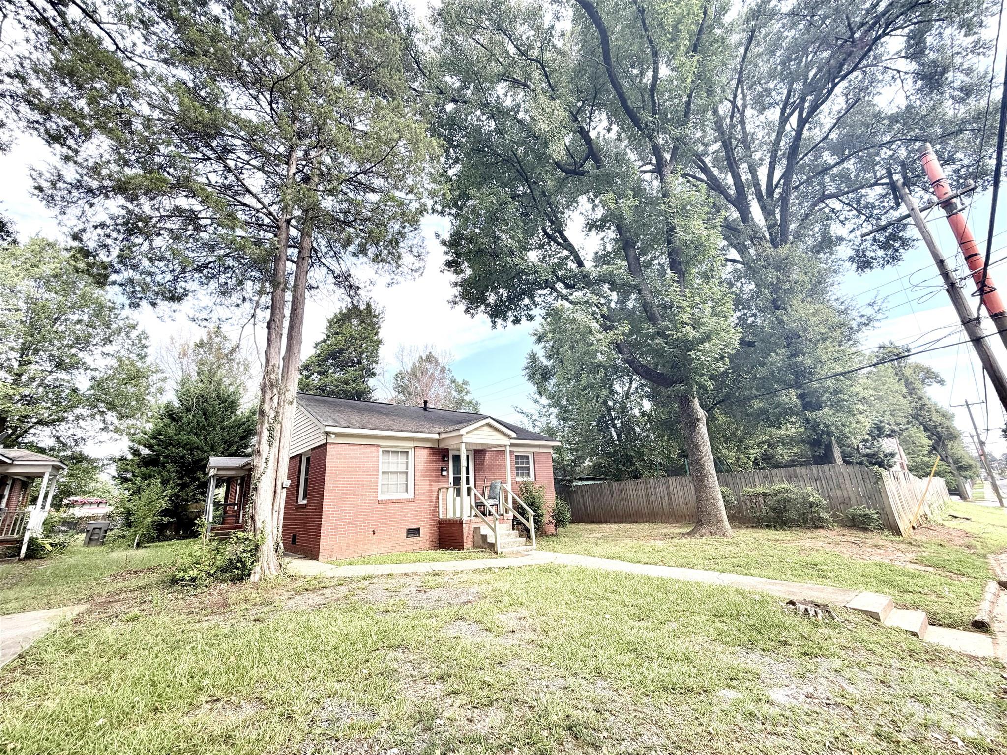 1615 Bancroft Street Property Photo 1