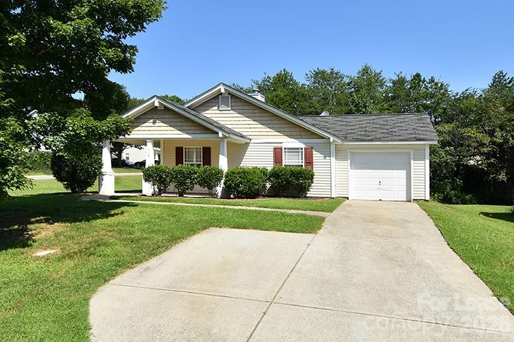 118 Peterborough Drive Property Photo 2