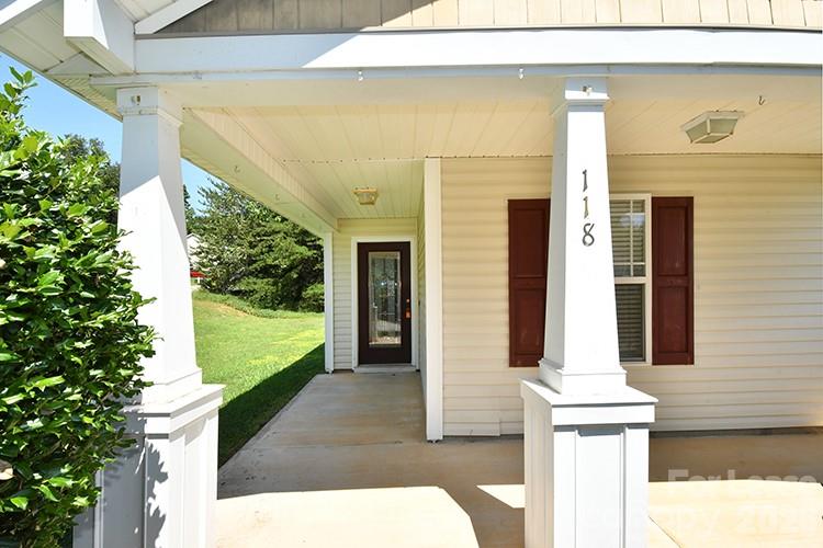 118 Peterborough Drive Property Photo 6