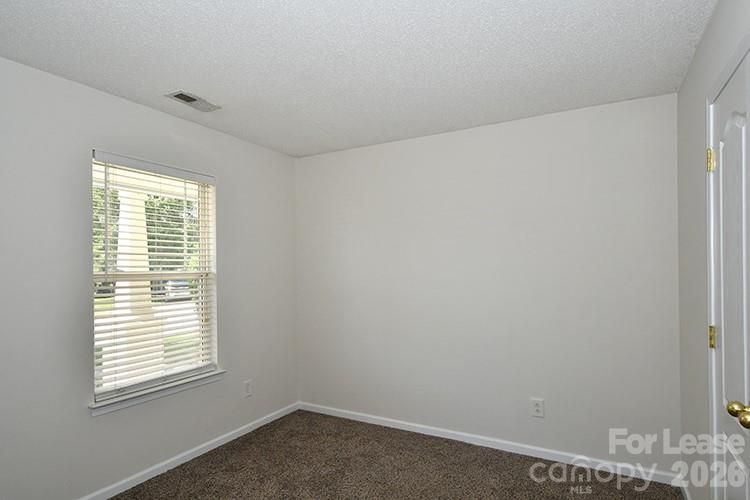 118 Peterborough Drive Property Photo 17