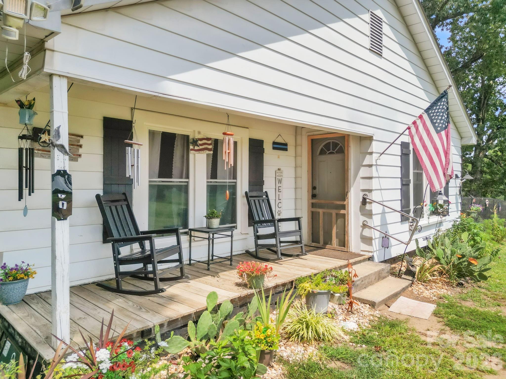 140 Painter Road Property Photo 3