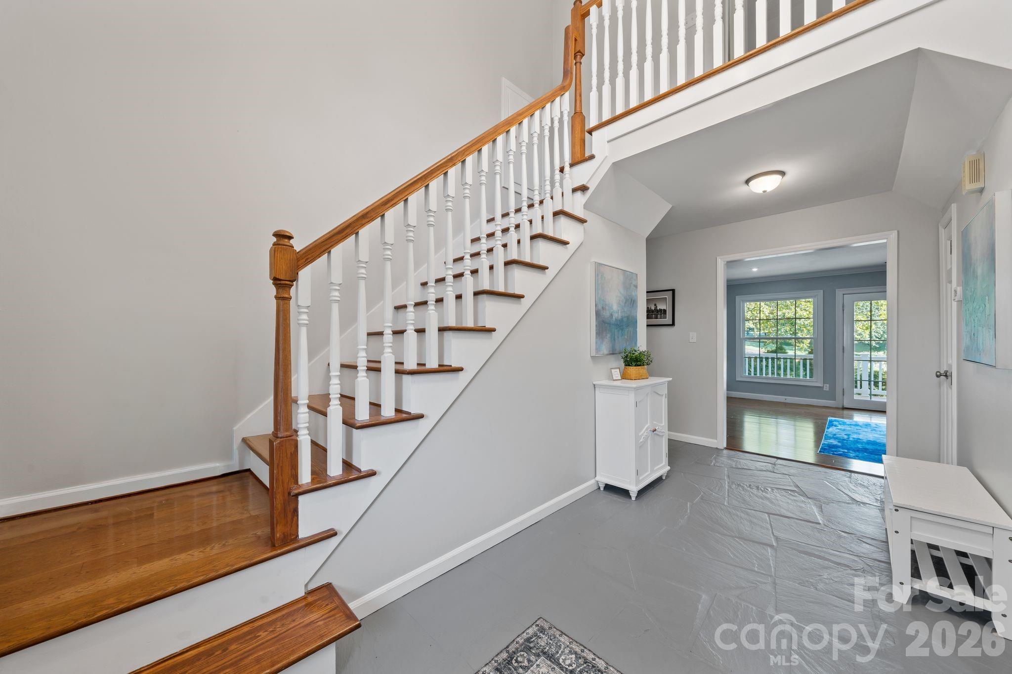 2593 Birdie Lane Property Photo 8