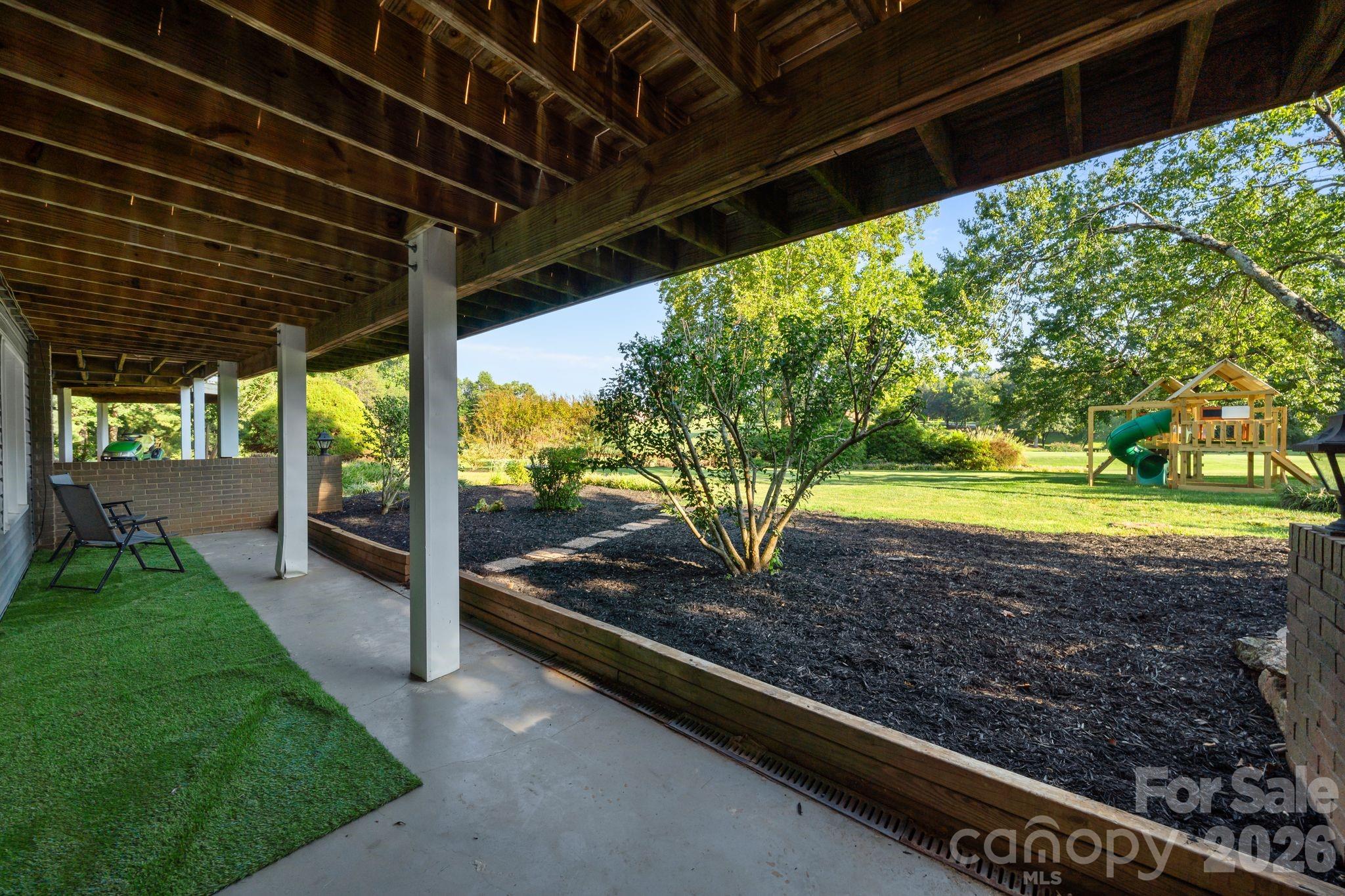 2593 Birdie Lane Property Photo 47