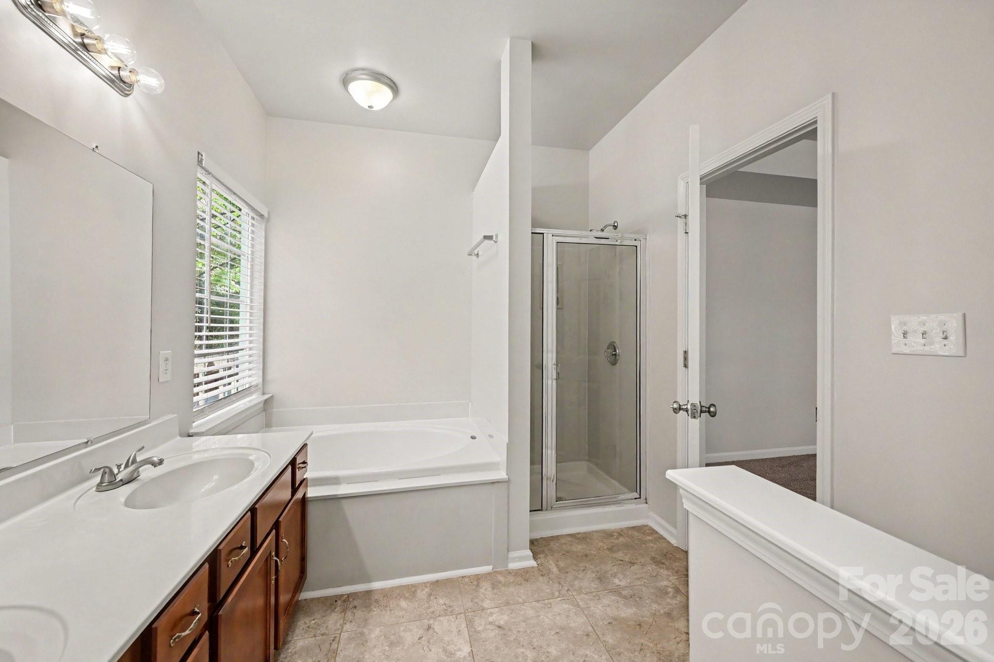 400 Amersham Lane Property Photo 14
