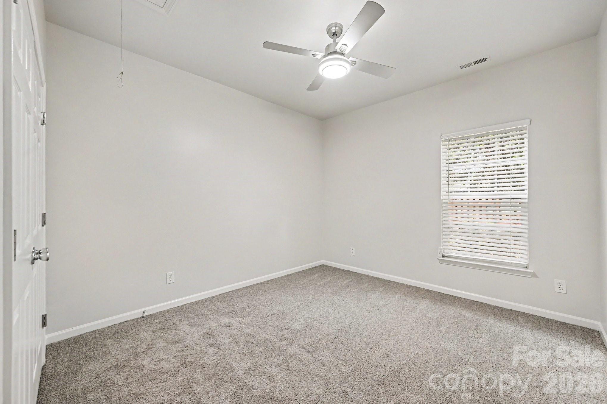 400 Amersham Lane Property Photo 15