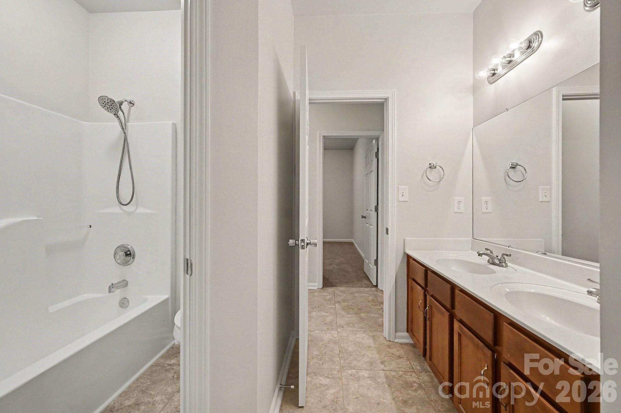 400 Amersham Lane Property Photo 16