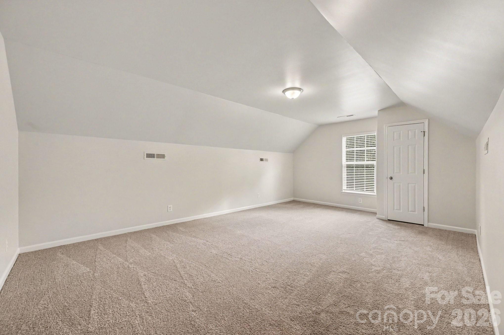 400 Amersham Lane Property Photo 20