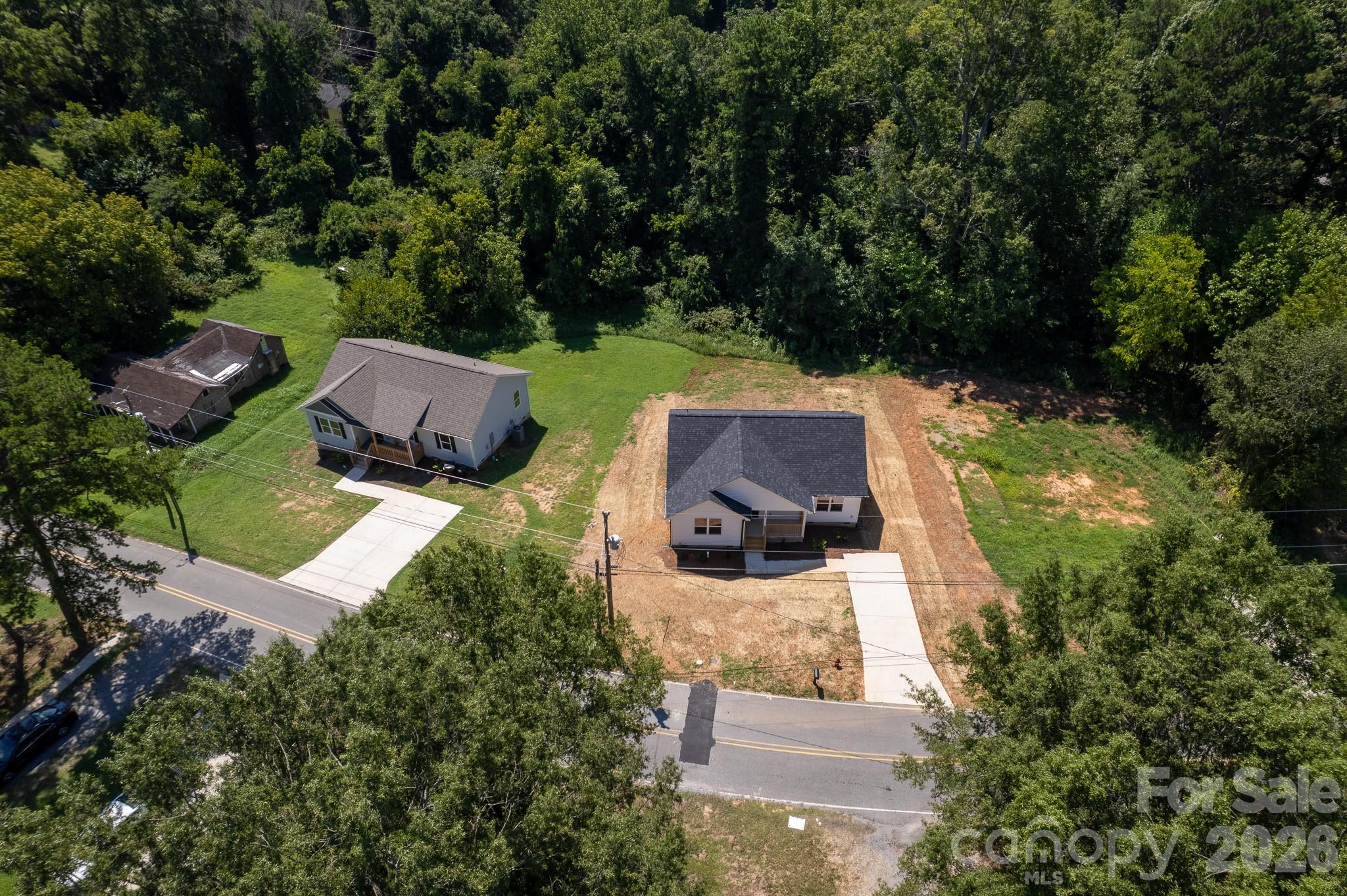 409 Queens Road Property Photo 12