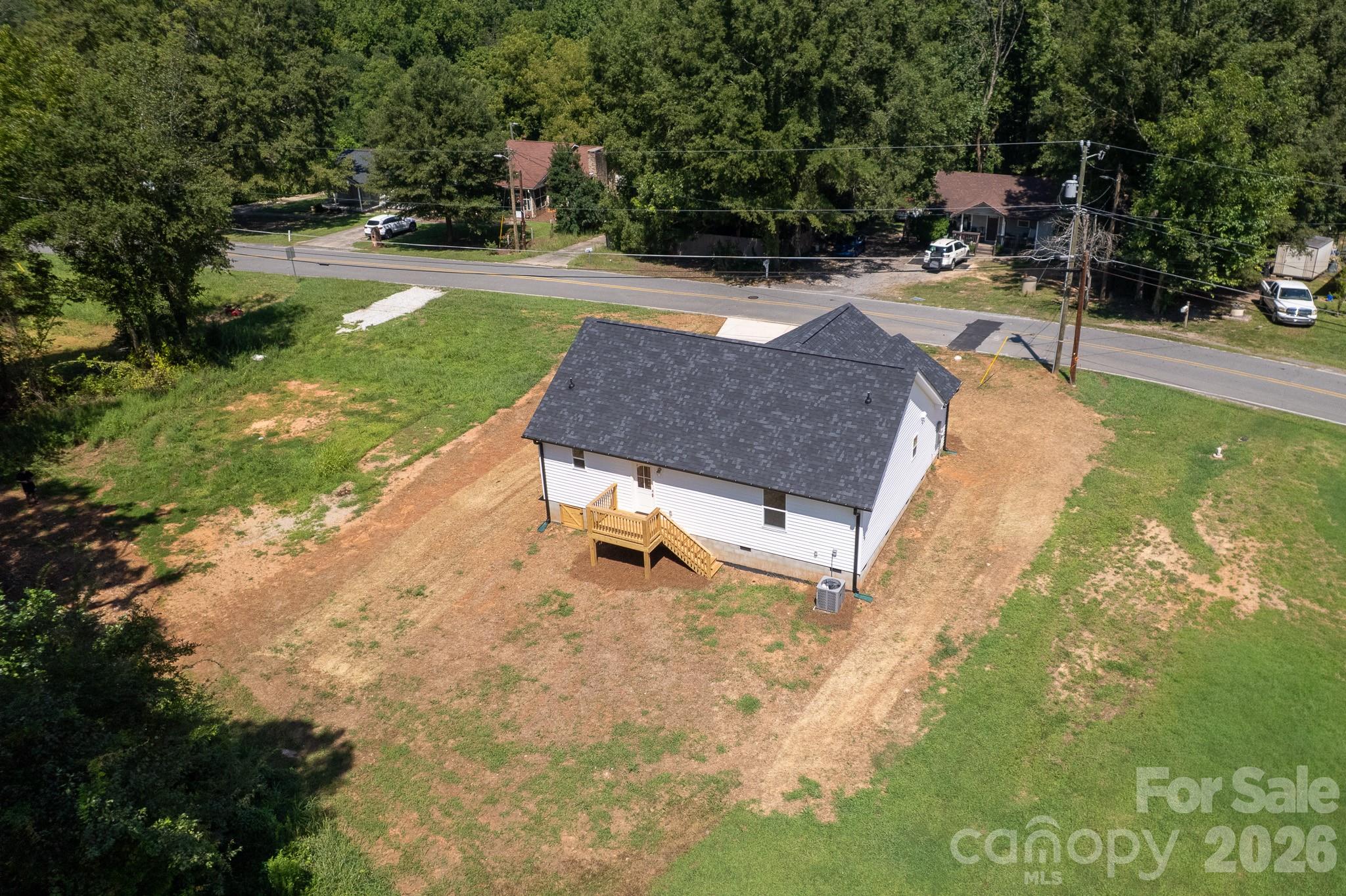 409 Queens Road Property Photo 15