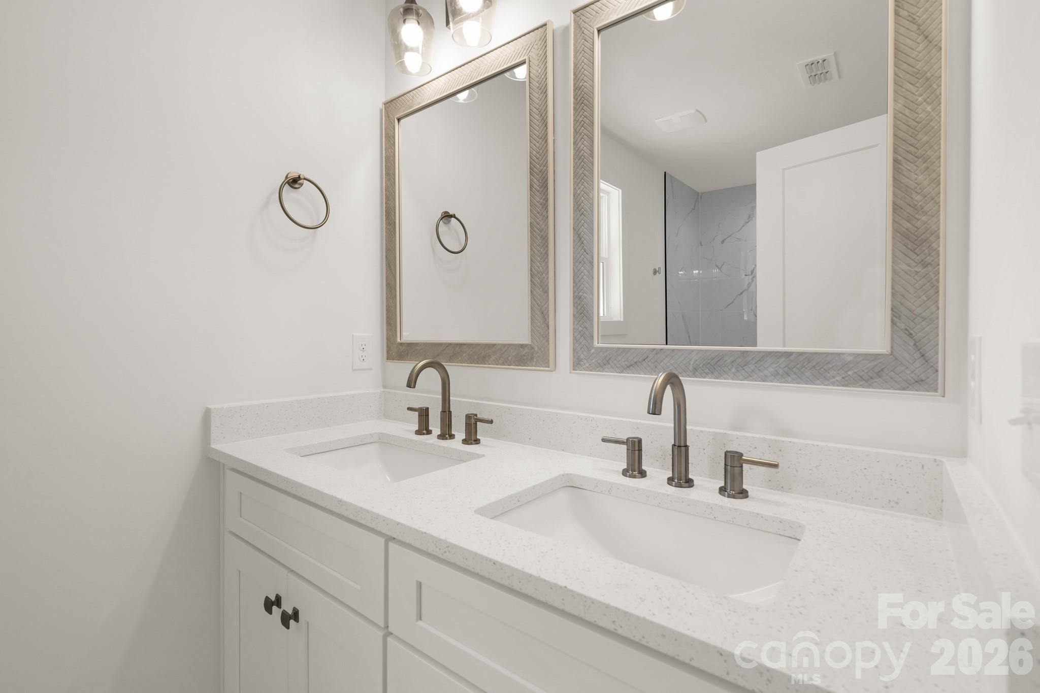 409 Queens Road Property Photo 19