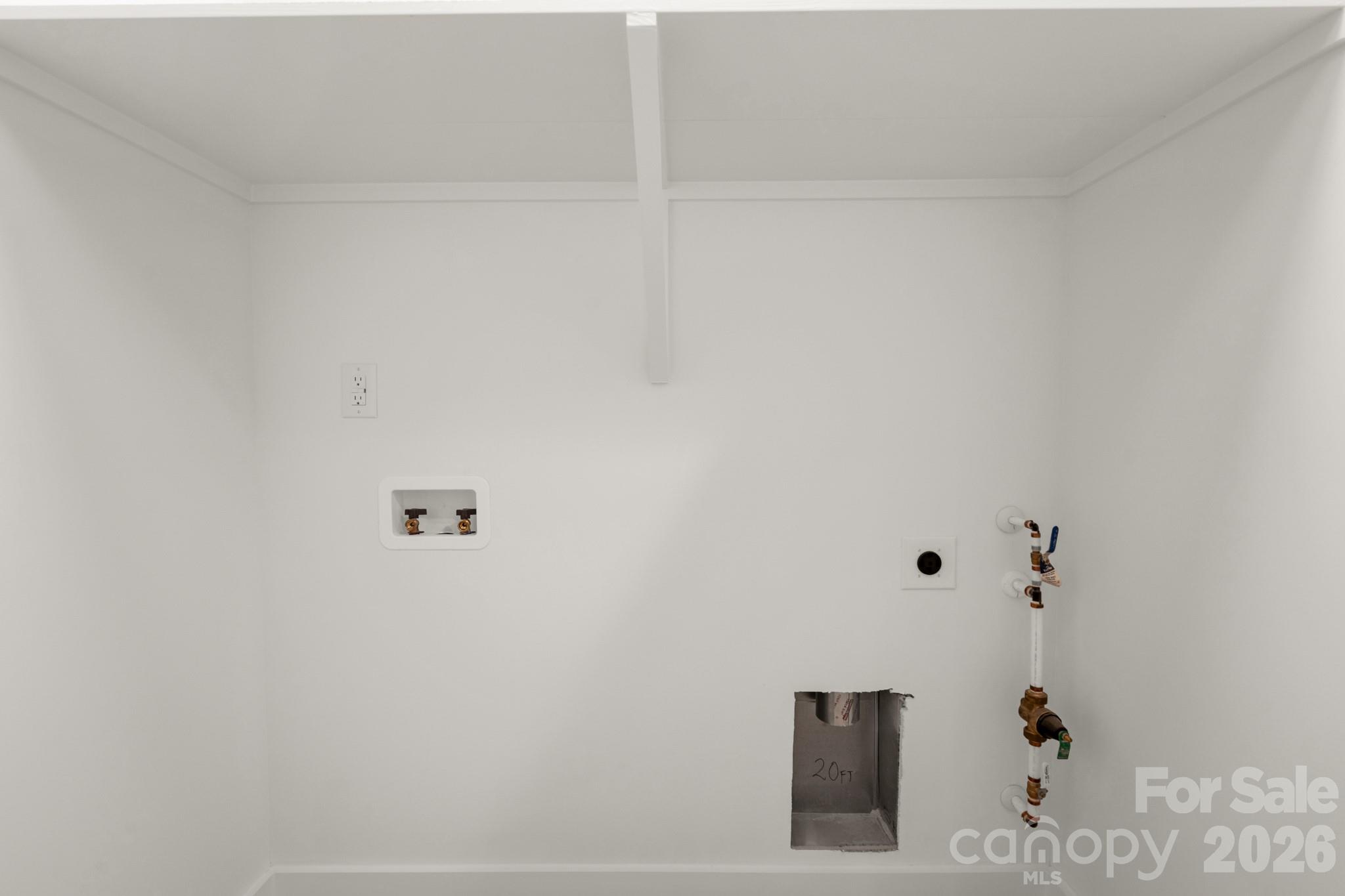 409 Queens Road Property Photo 30
