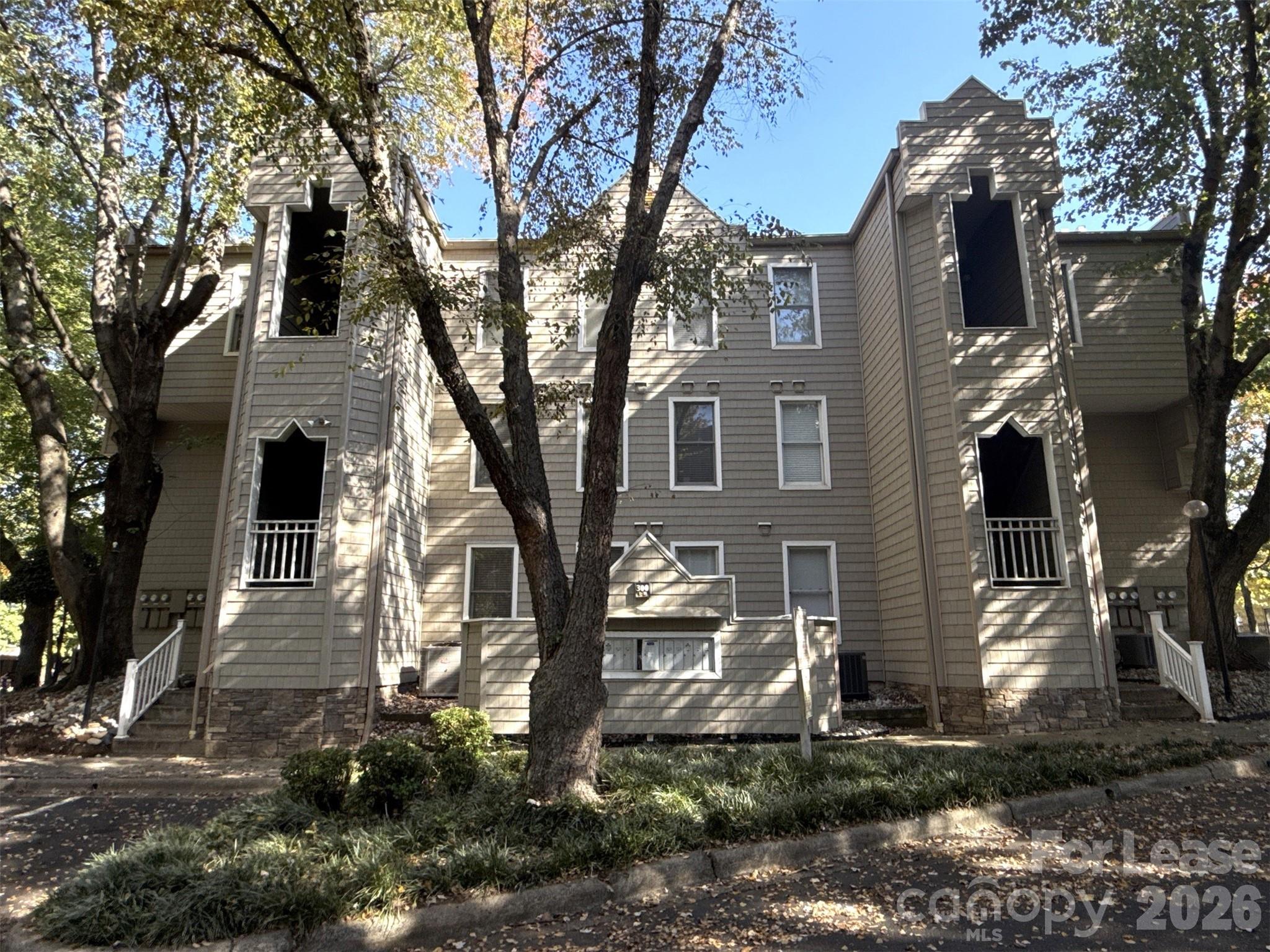 300 S Cedar Street 3 Property Photo 1