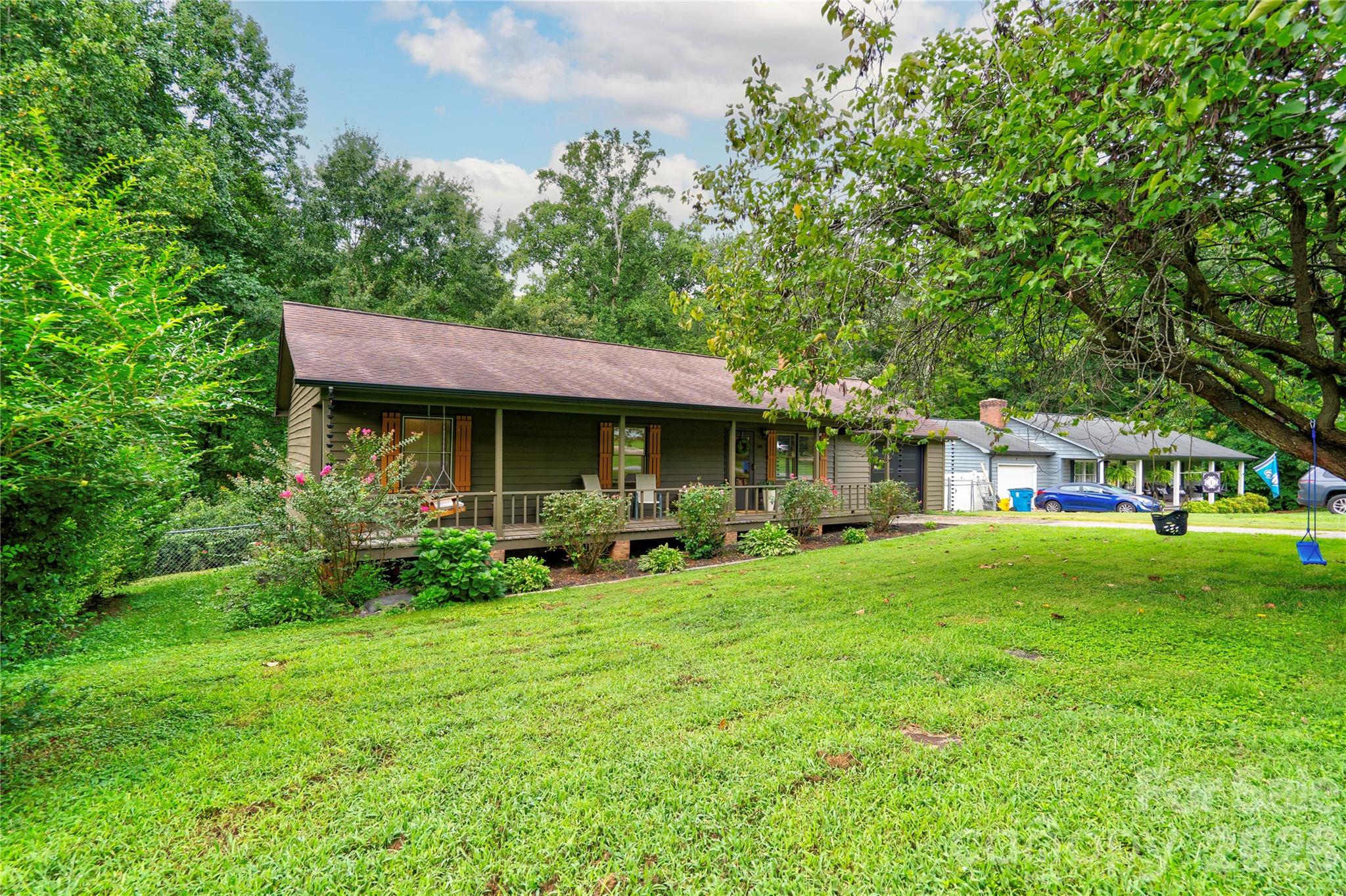 615 Ginger Drive Property Photo 3