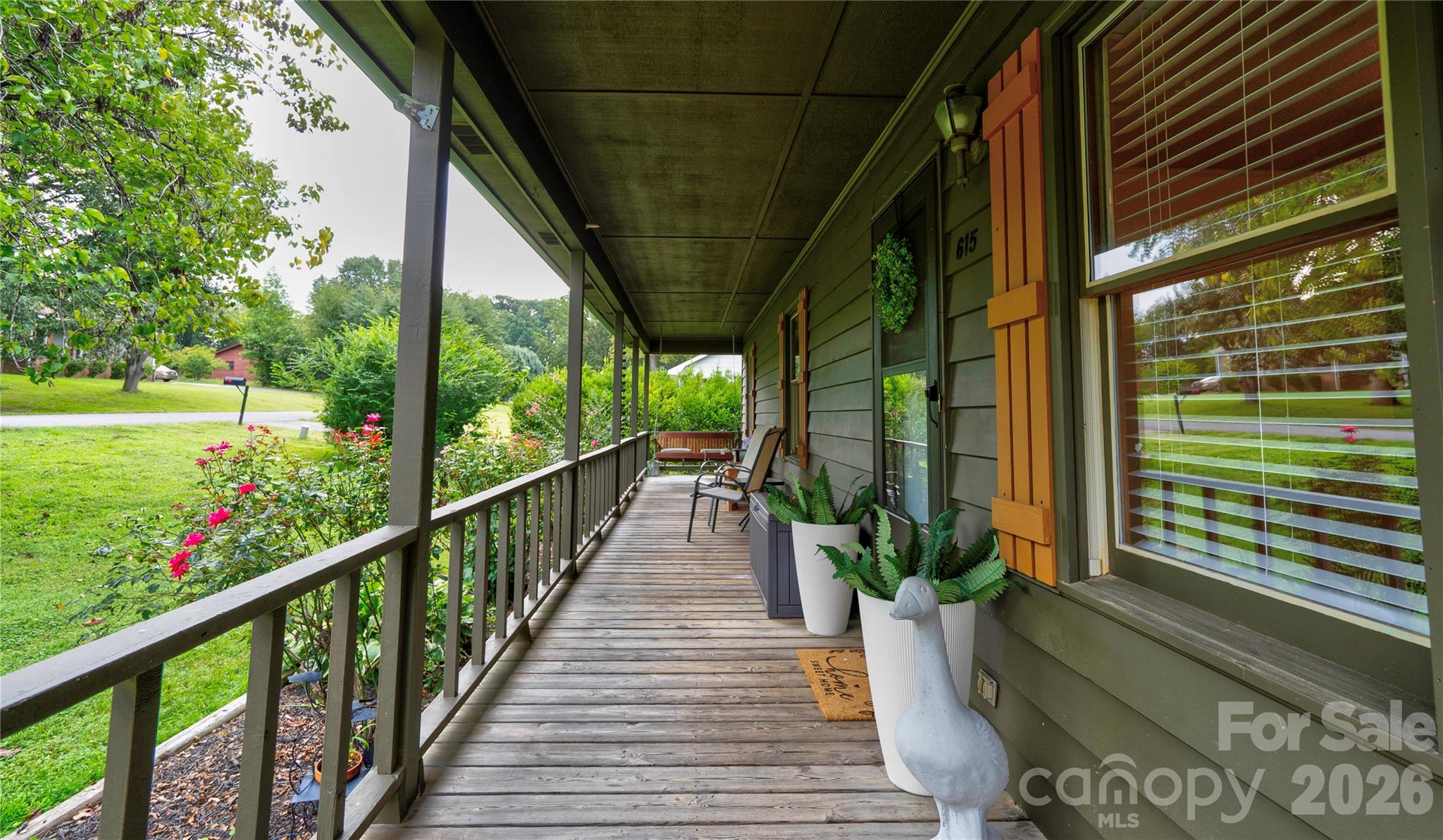 615 Ginger Drive Property Photo 4