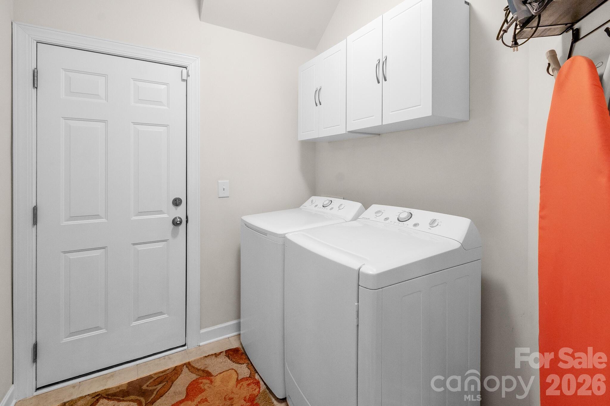 2083 Topaz Plaza Property Photo 25
