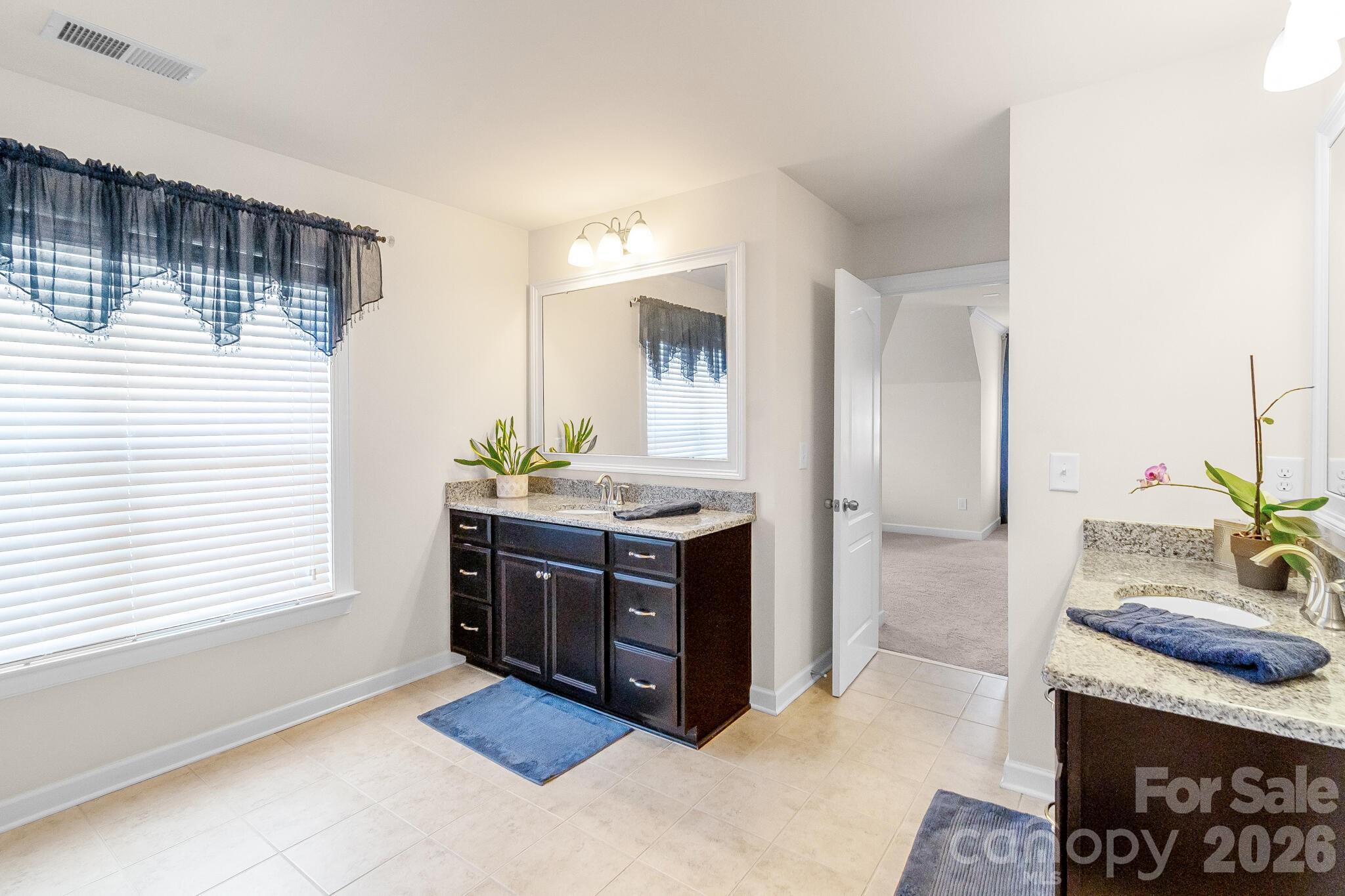 2083 Topaz Plaza Property Photo 31