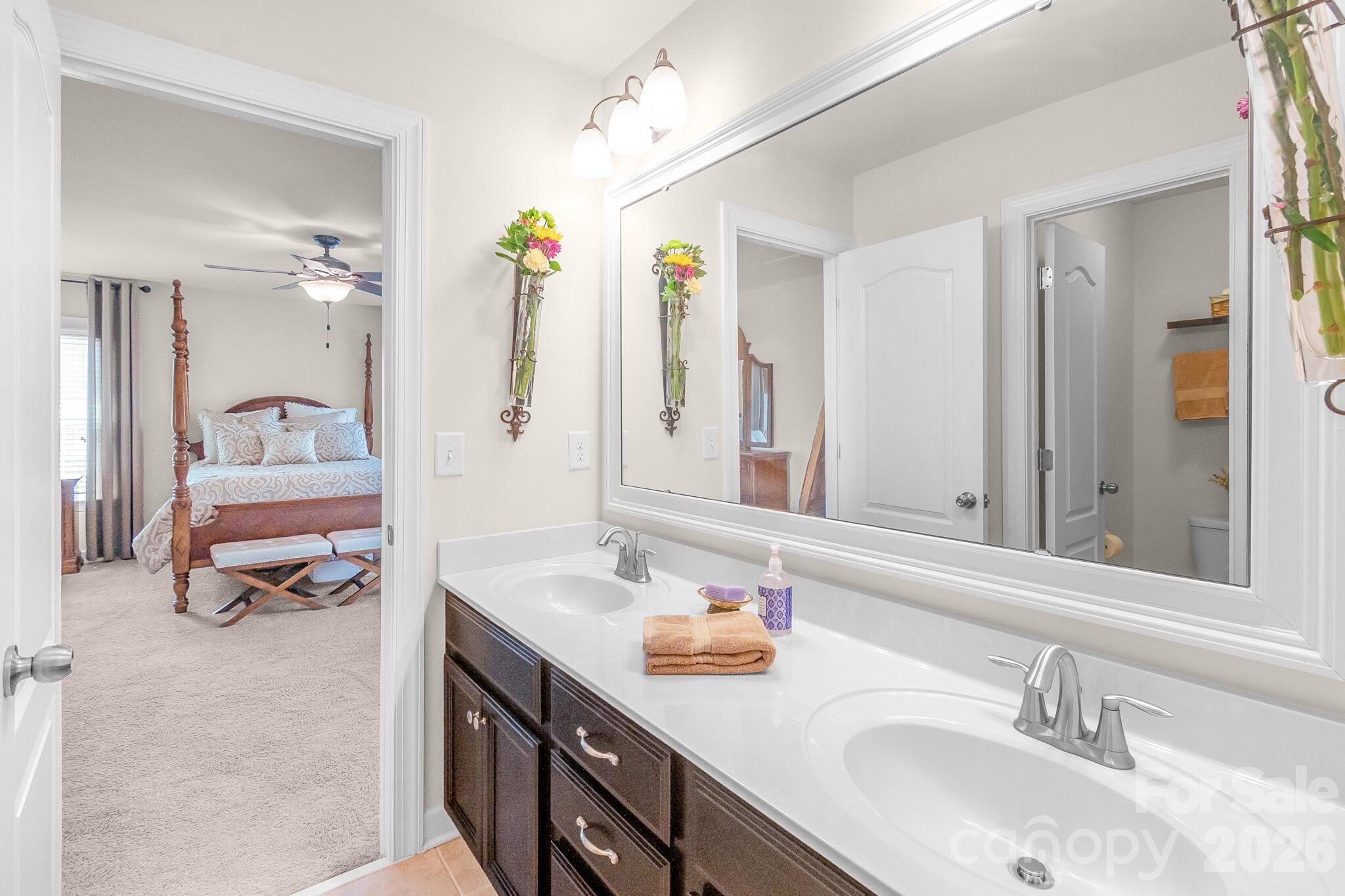 2083 Topaz Plaza Property Photo 35