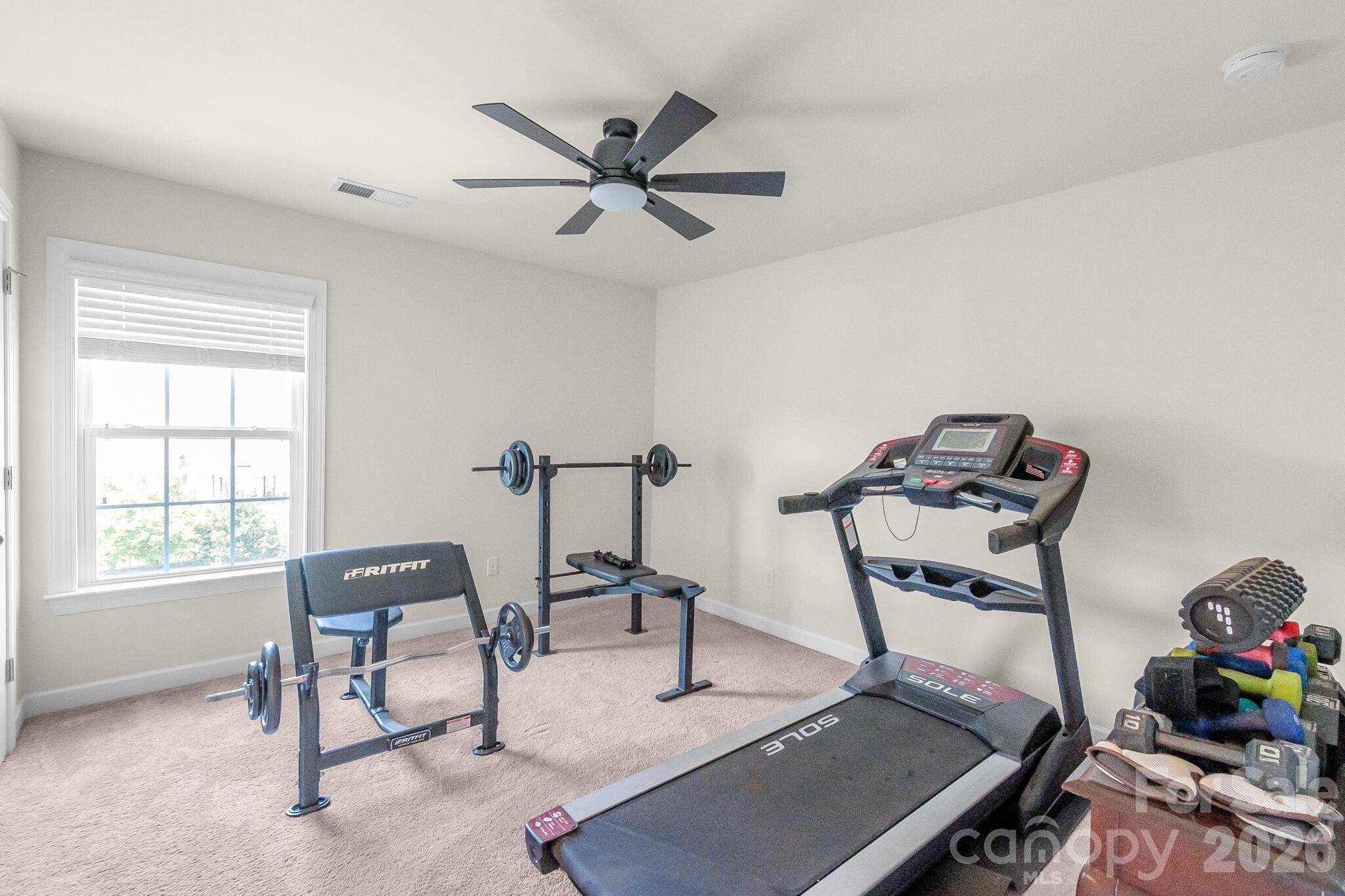 2083 Topaz Plaza Property Photo 38