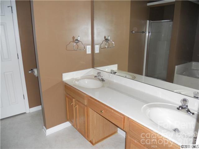 1307 Smokey Quartz Lane Property Photo 16