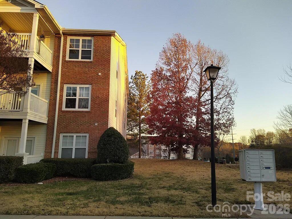 10518 Hill Point Court 10518 Property Photo 2