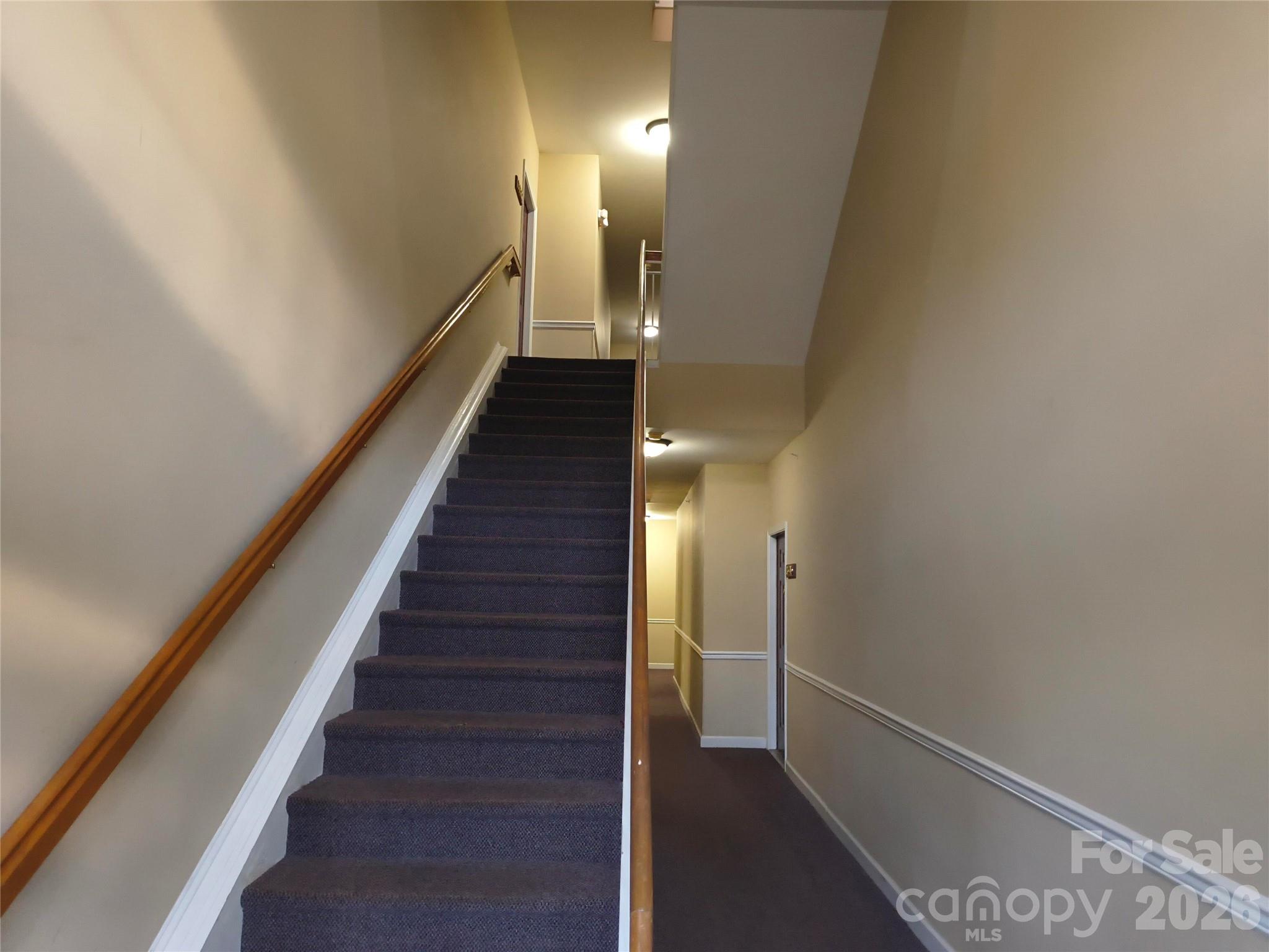 10518 Hill Point Court 10518 Property Photo 5