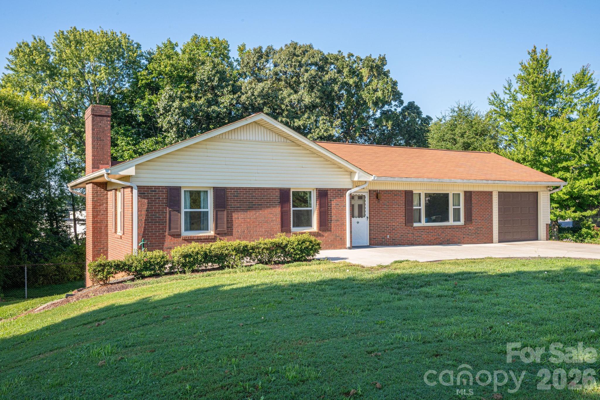 1306 11th Avenue Property Photo 1