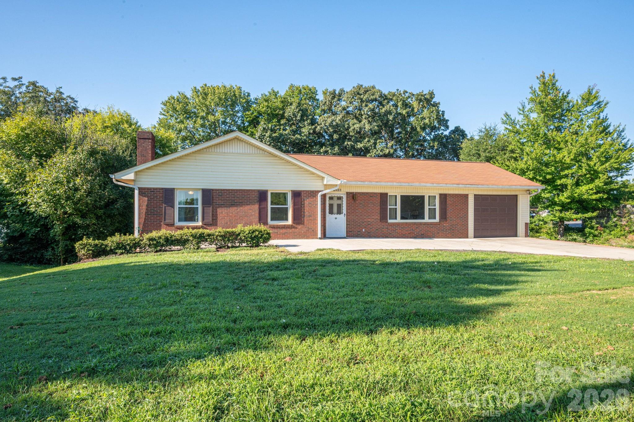 1306 11th Avenue Property Photo 5