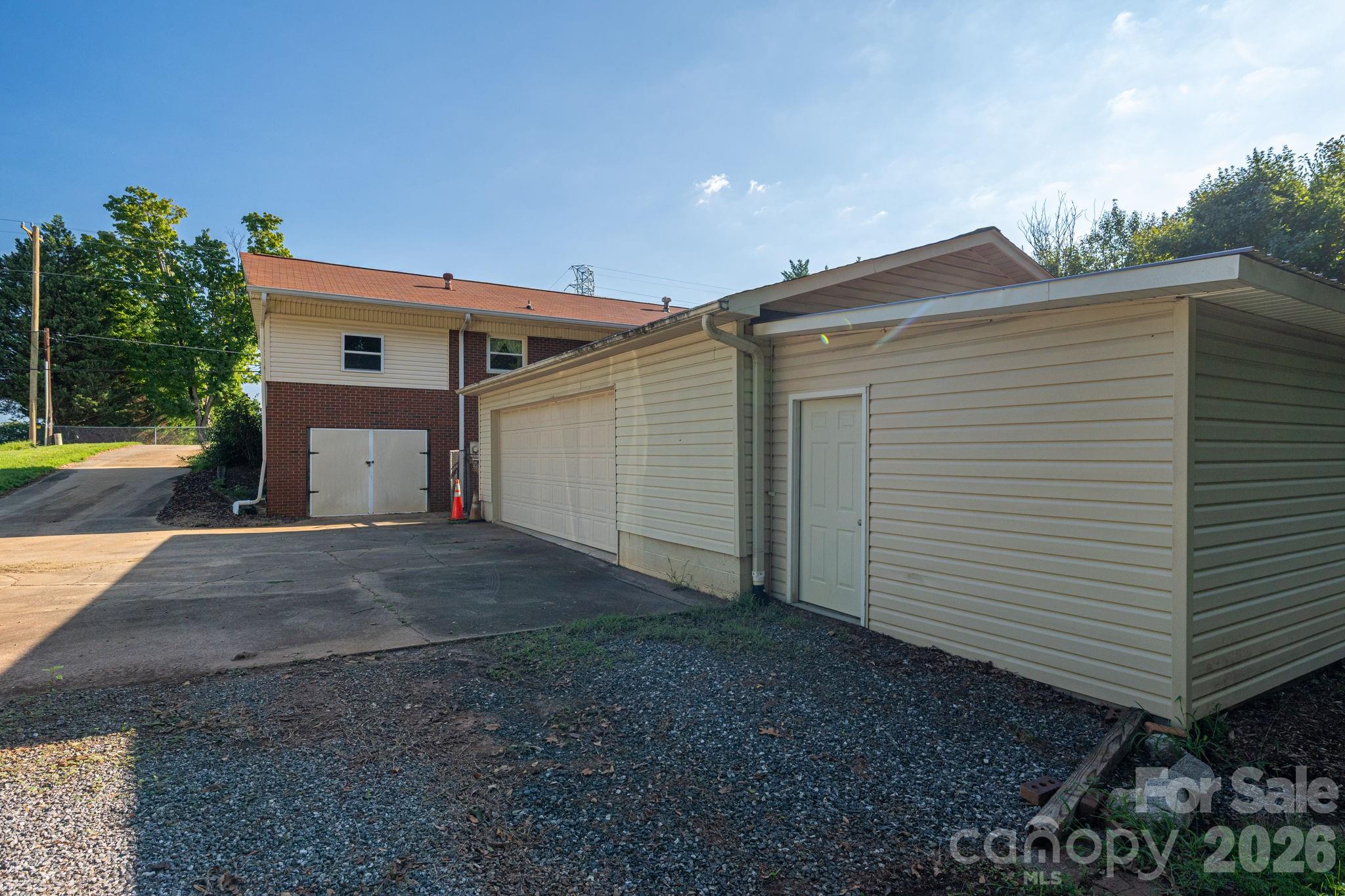 1306 11th Avenue Property Photo 8
