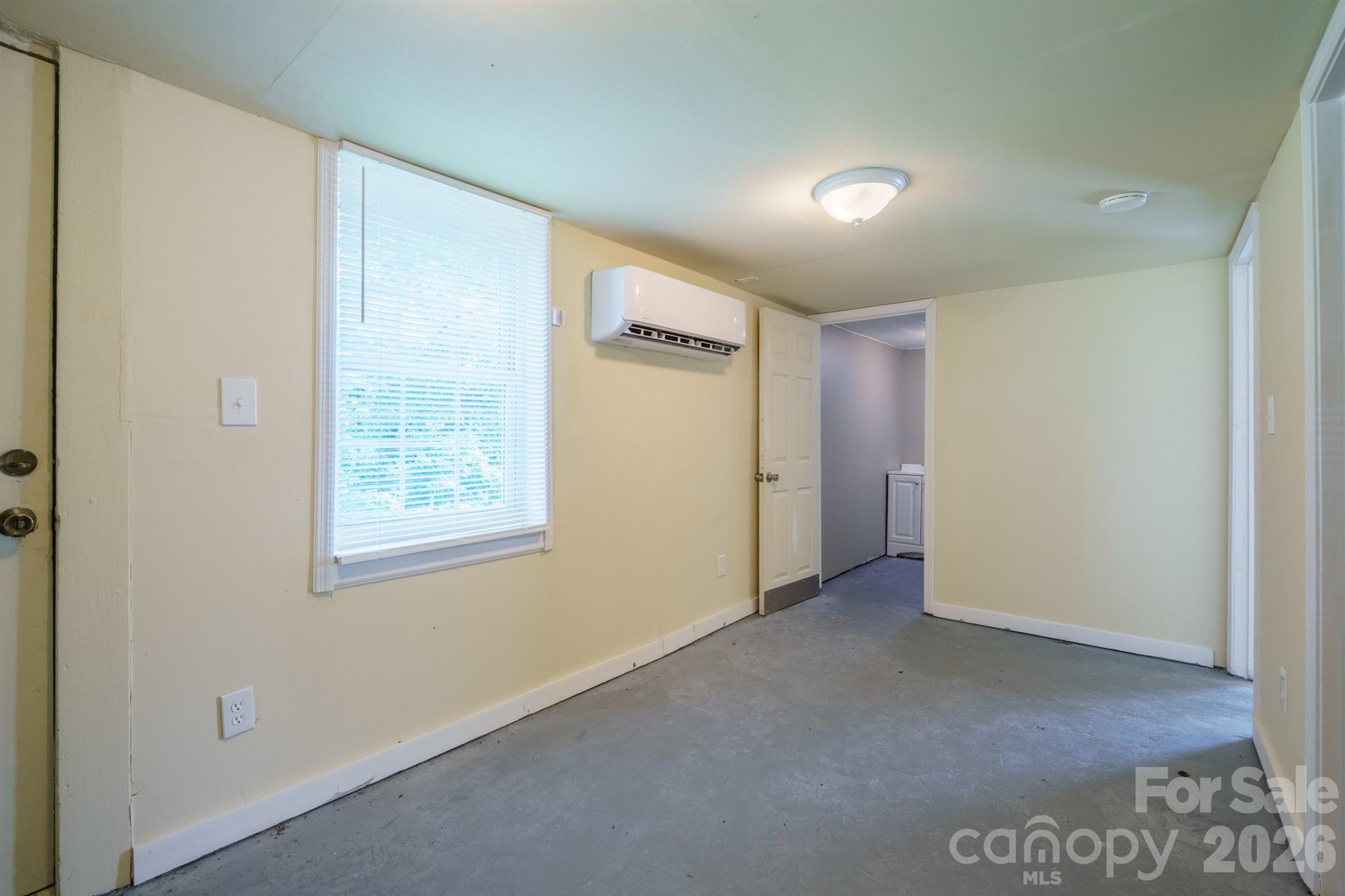 1028 East Drive Property Photo 13