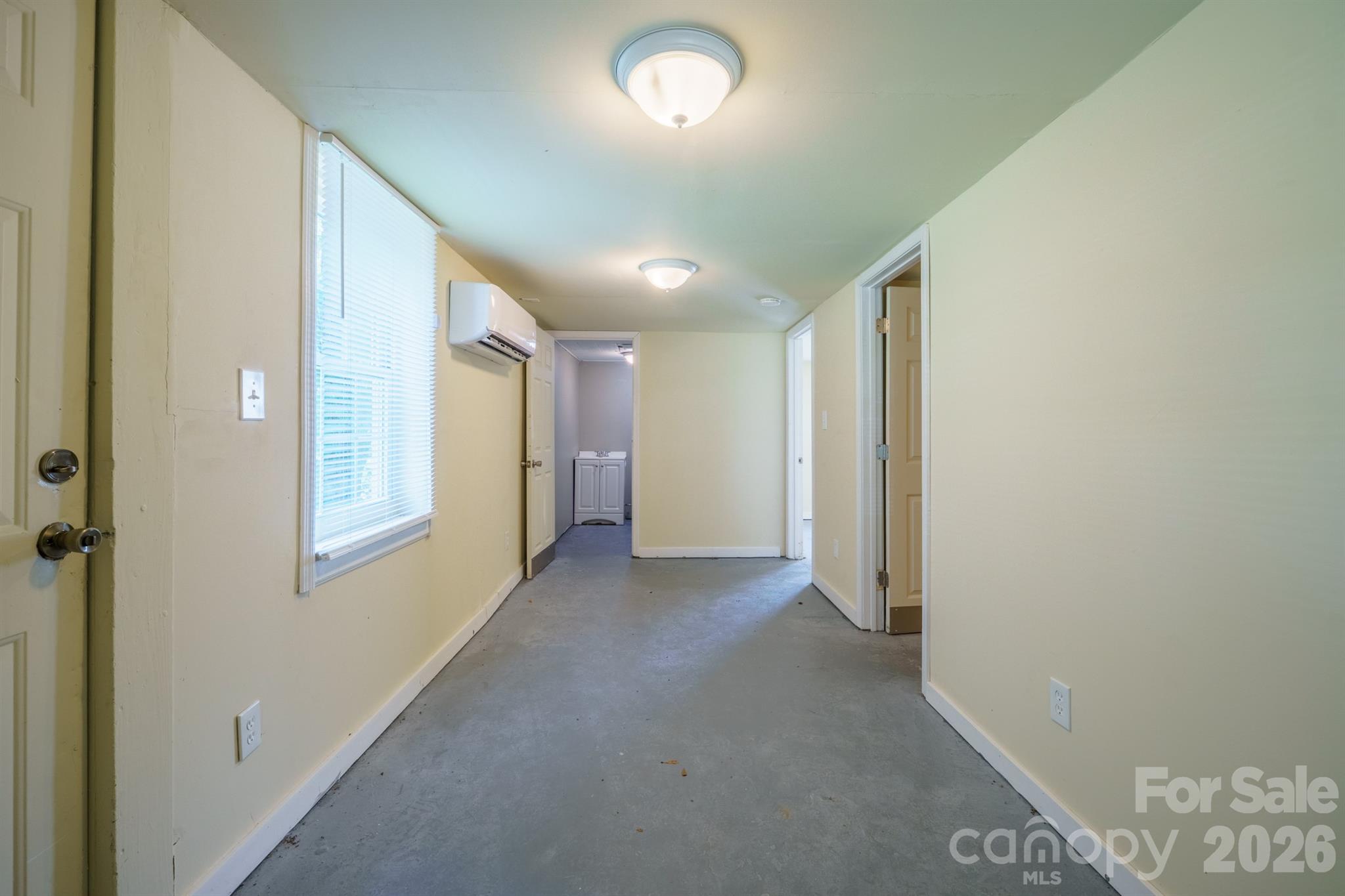 1028 East Drive Property Photo 14