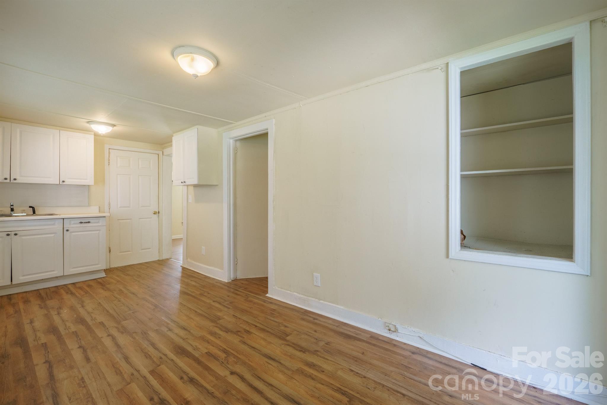 1028 East Drive Property Photo 17