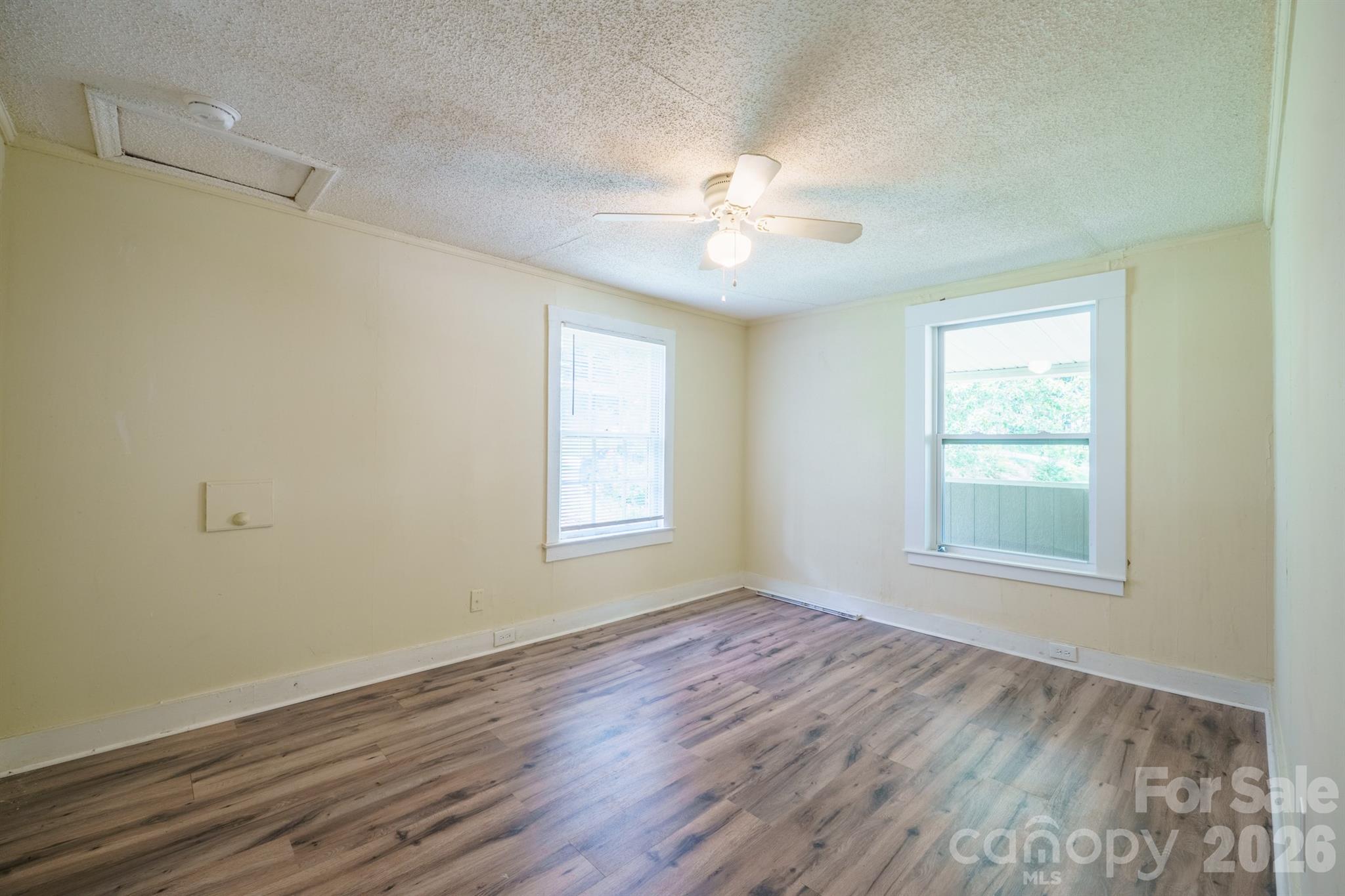 1028 East Drive Property Photo 22