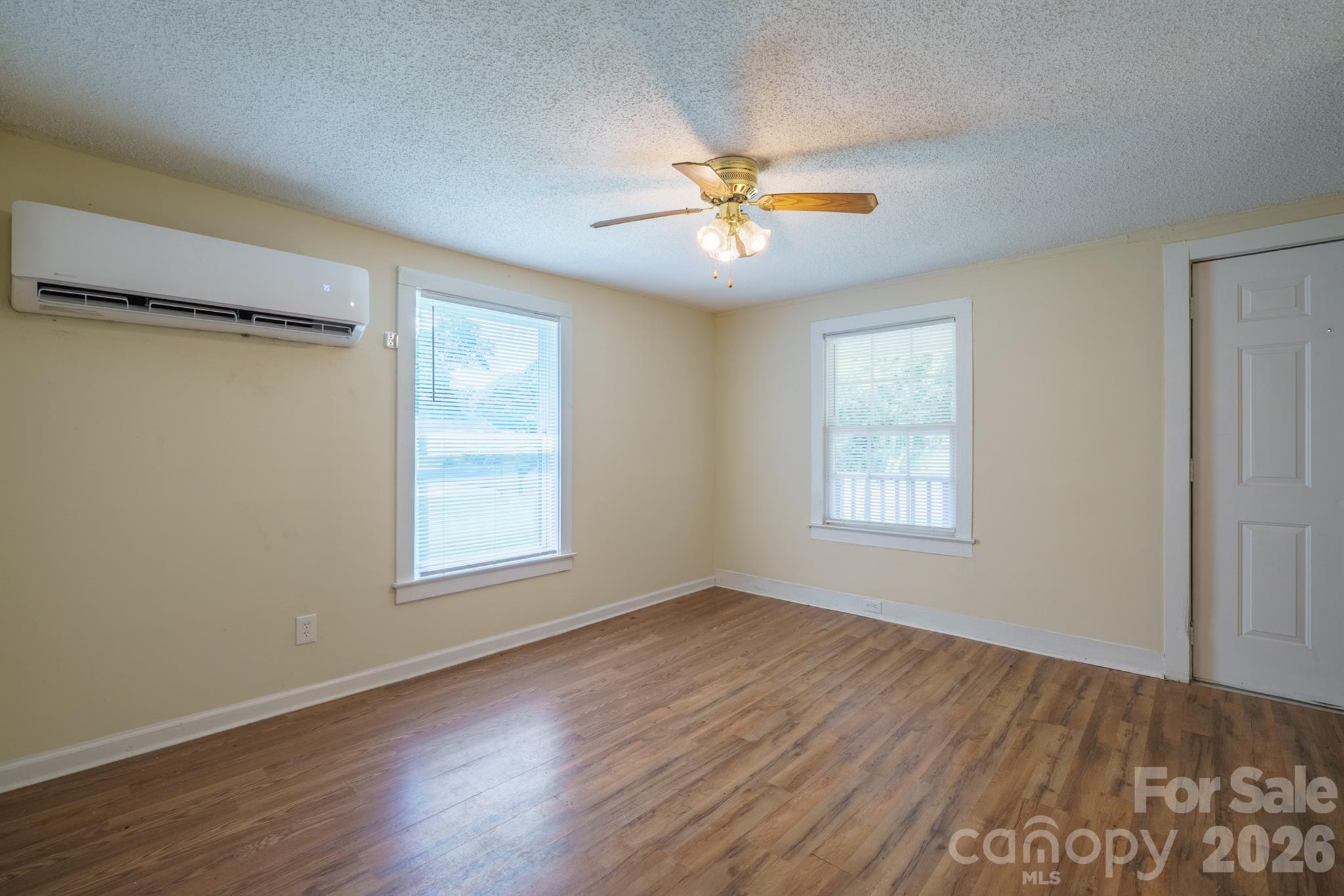1028 East Drive Property Photo 25