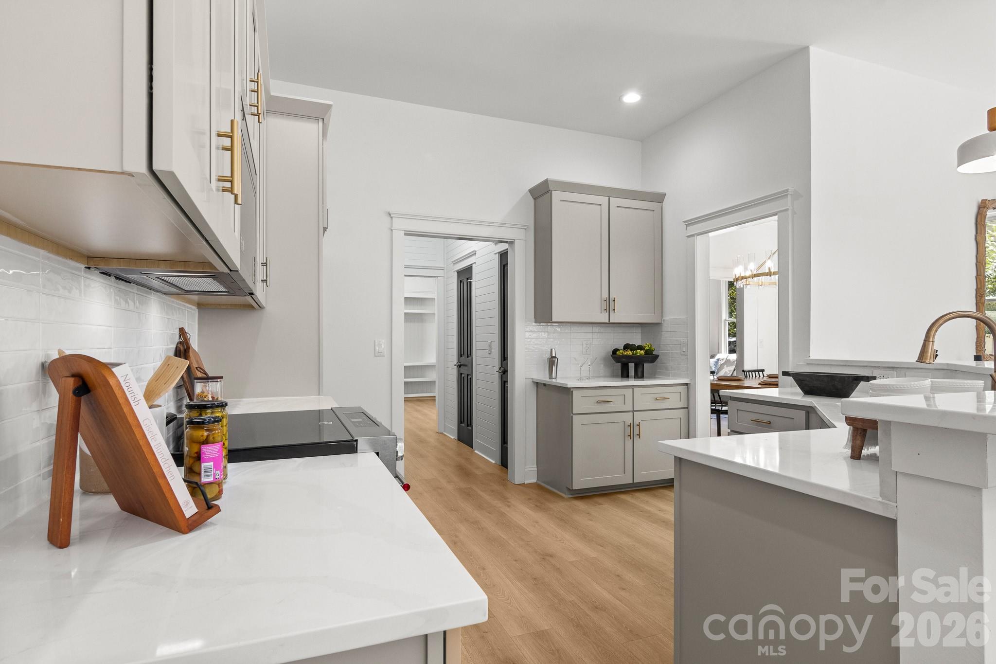 361 Elis Way Property Photo 13