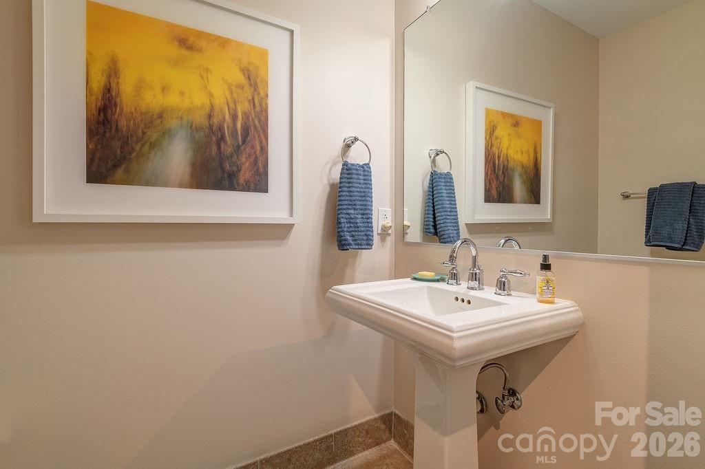 60 N Market Street 702 Property Photo 19