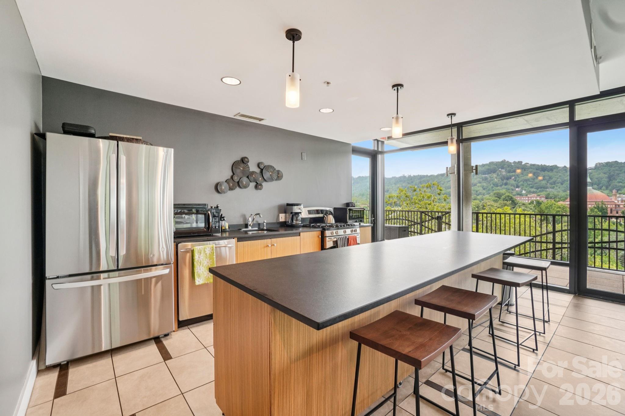 60 N Market Street 702 Property Photo 26