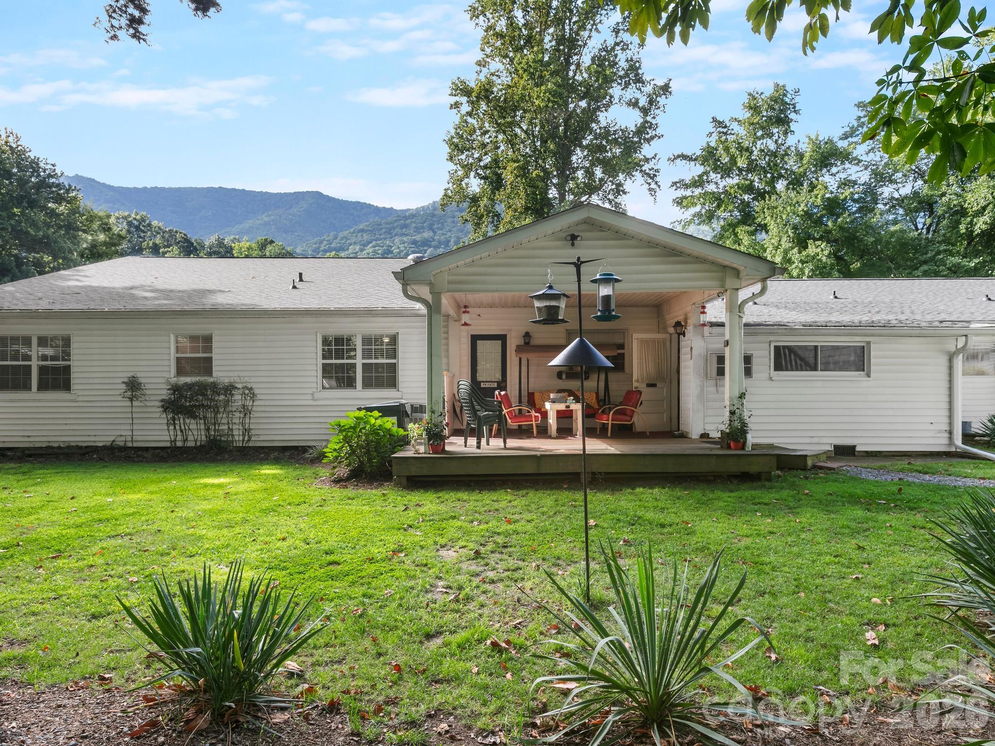 2474 Soco Road Property Photo 16