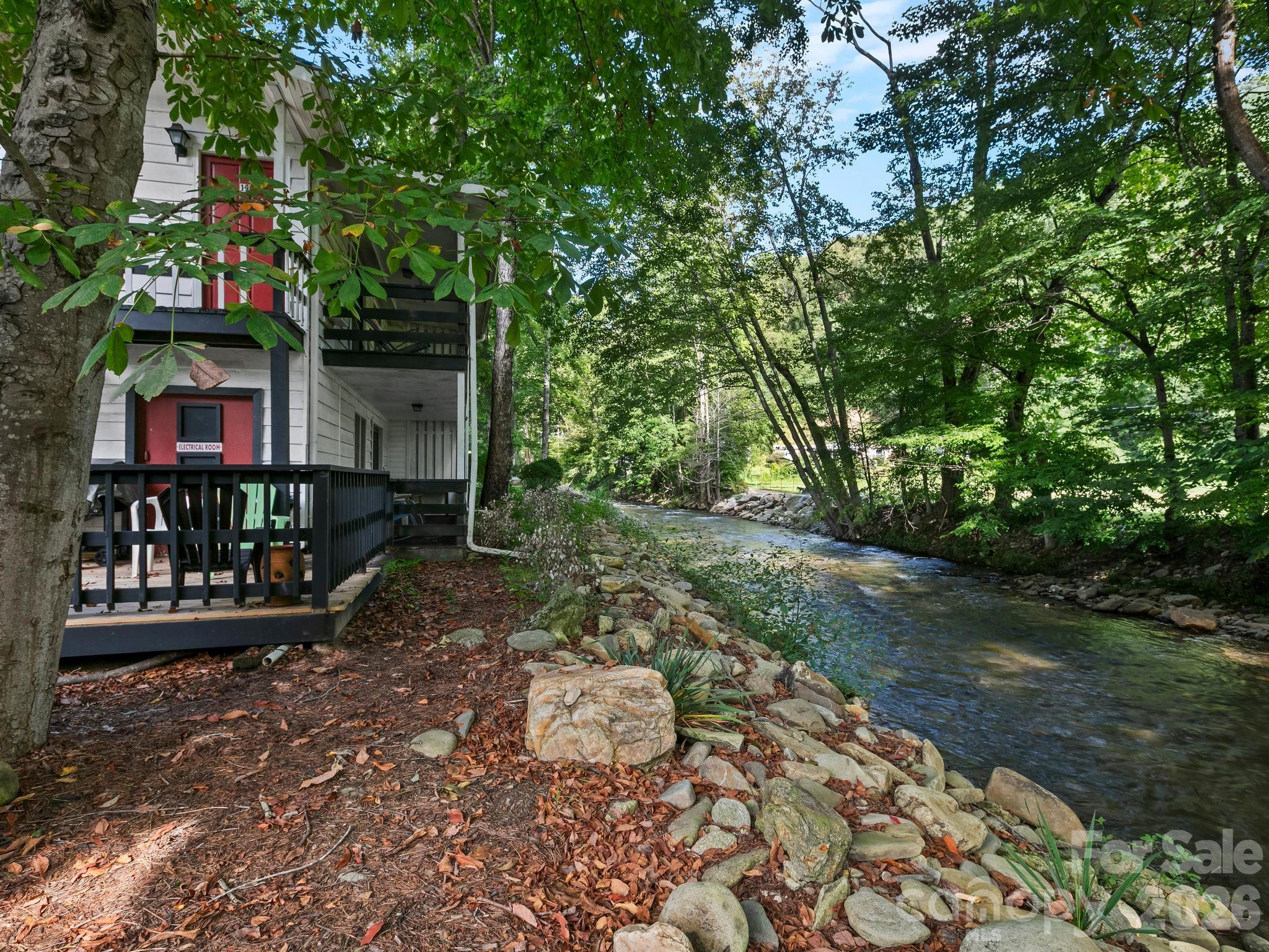 2474 Soco Road Property Photo 20