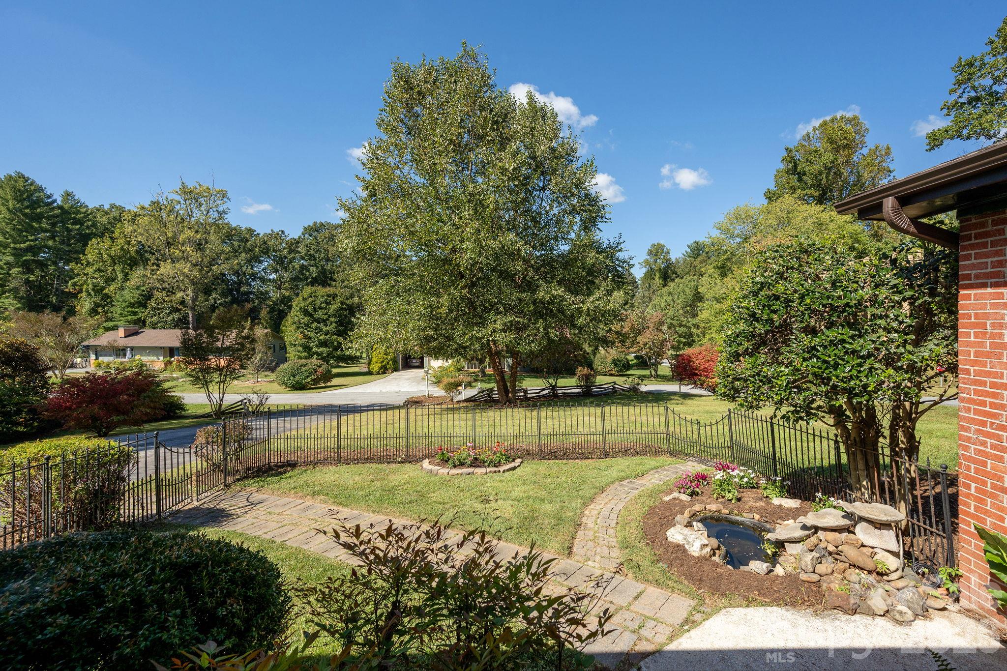 224 Lyndale Road Property Photo 9