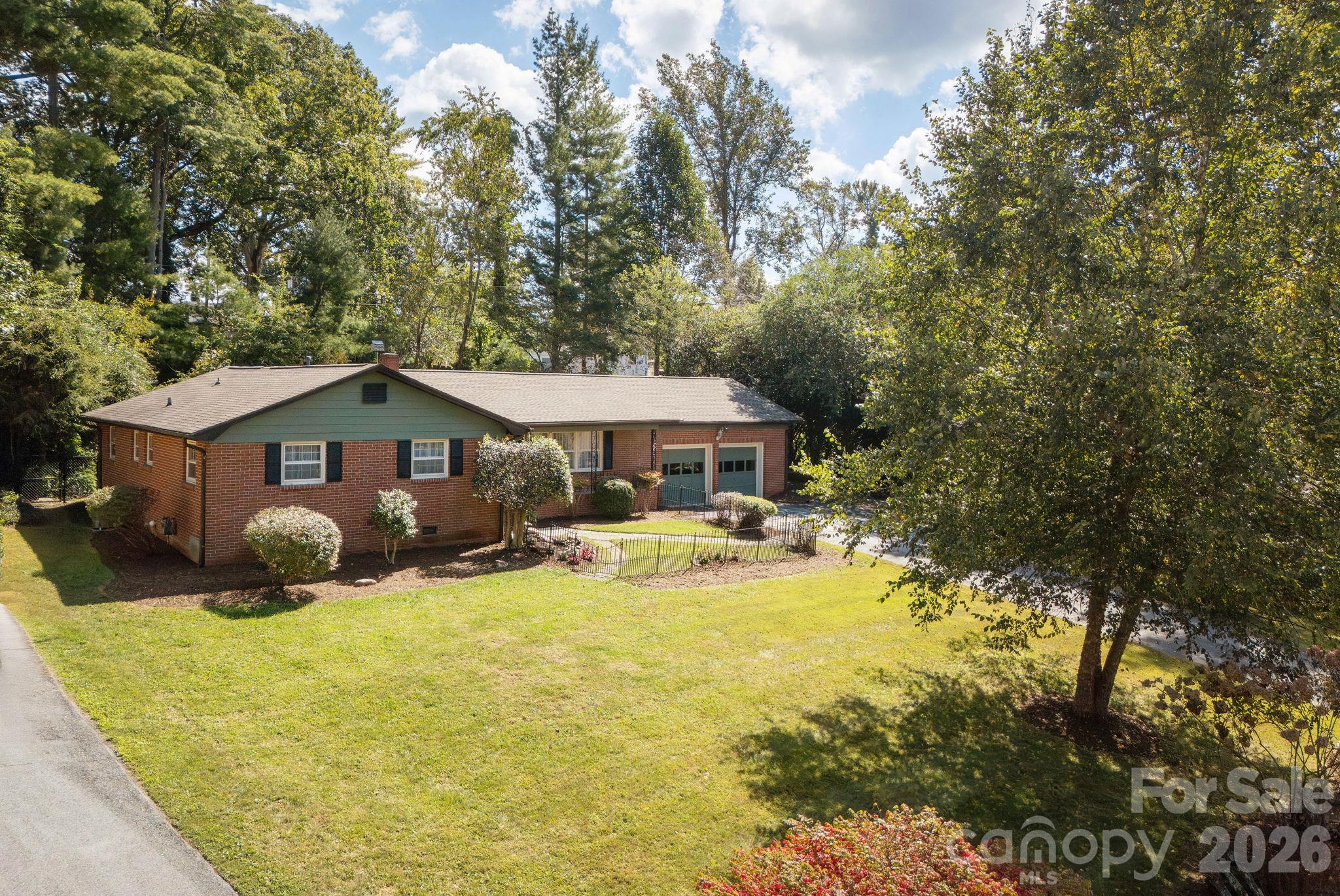 224 Lyndale Road Property Photo 32