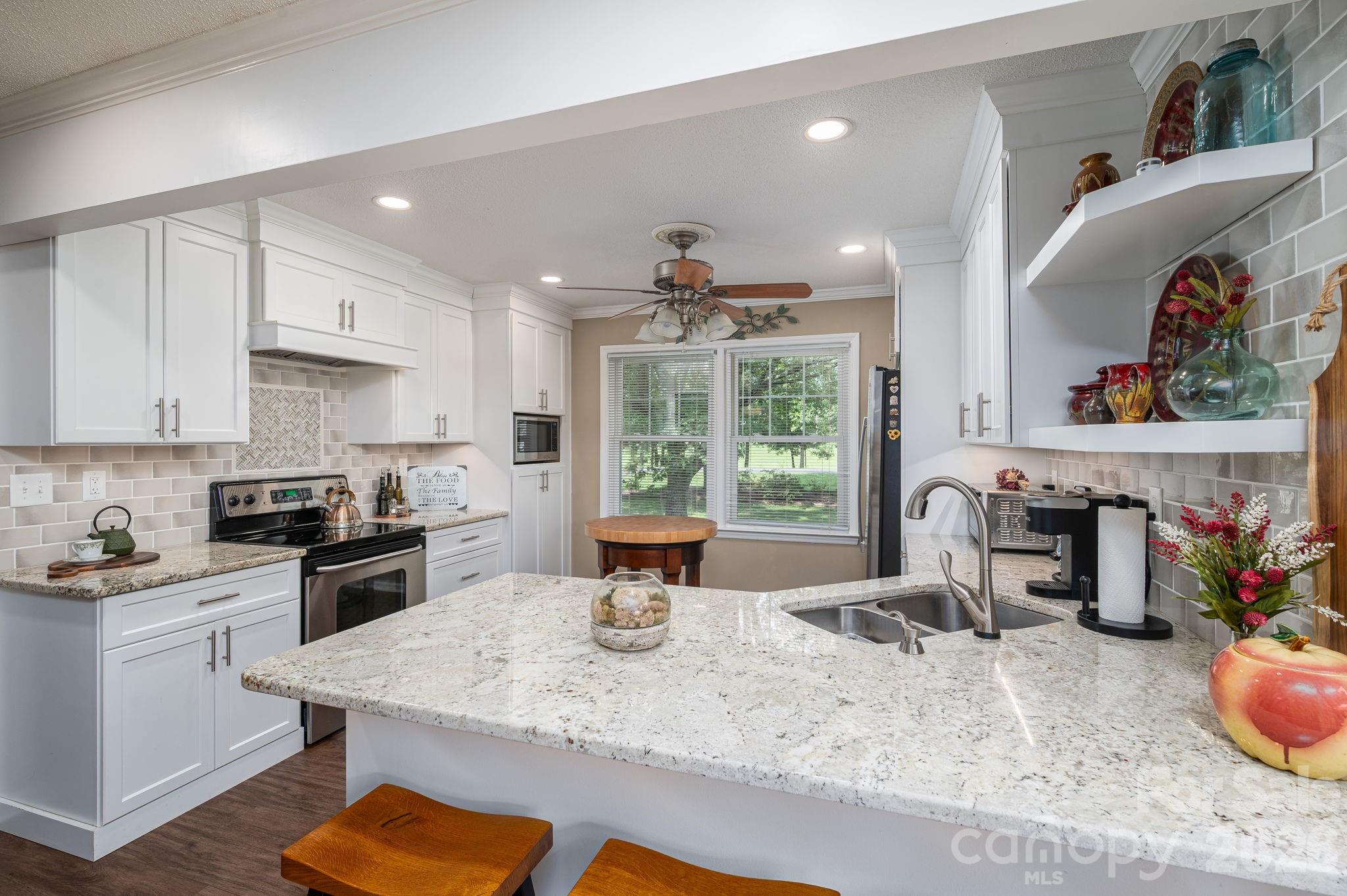 3448 Anderson Mountain Road Property Photo 6