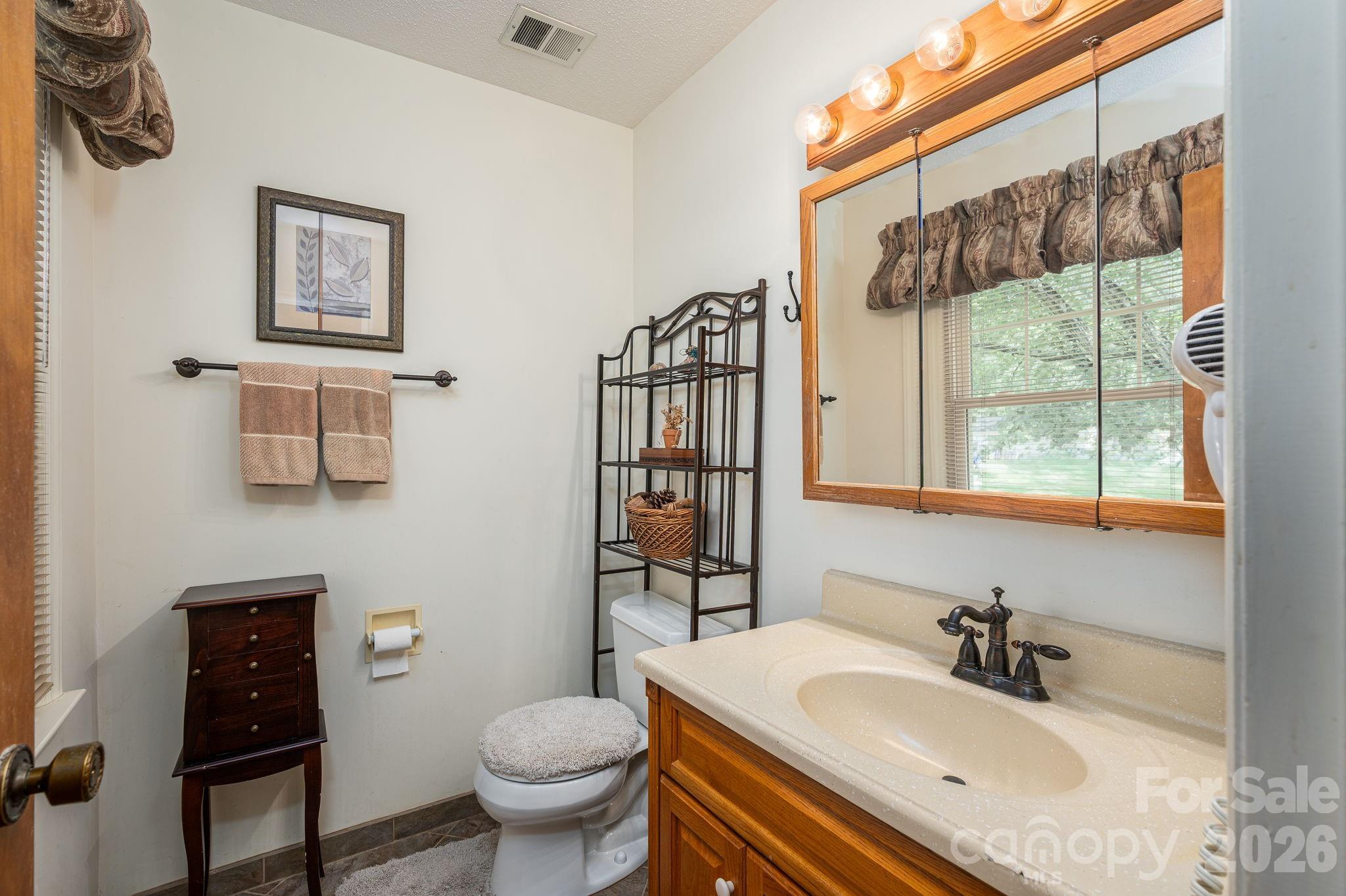 3448 Anderson Mountain Road Property Photo 16