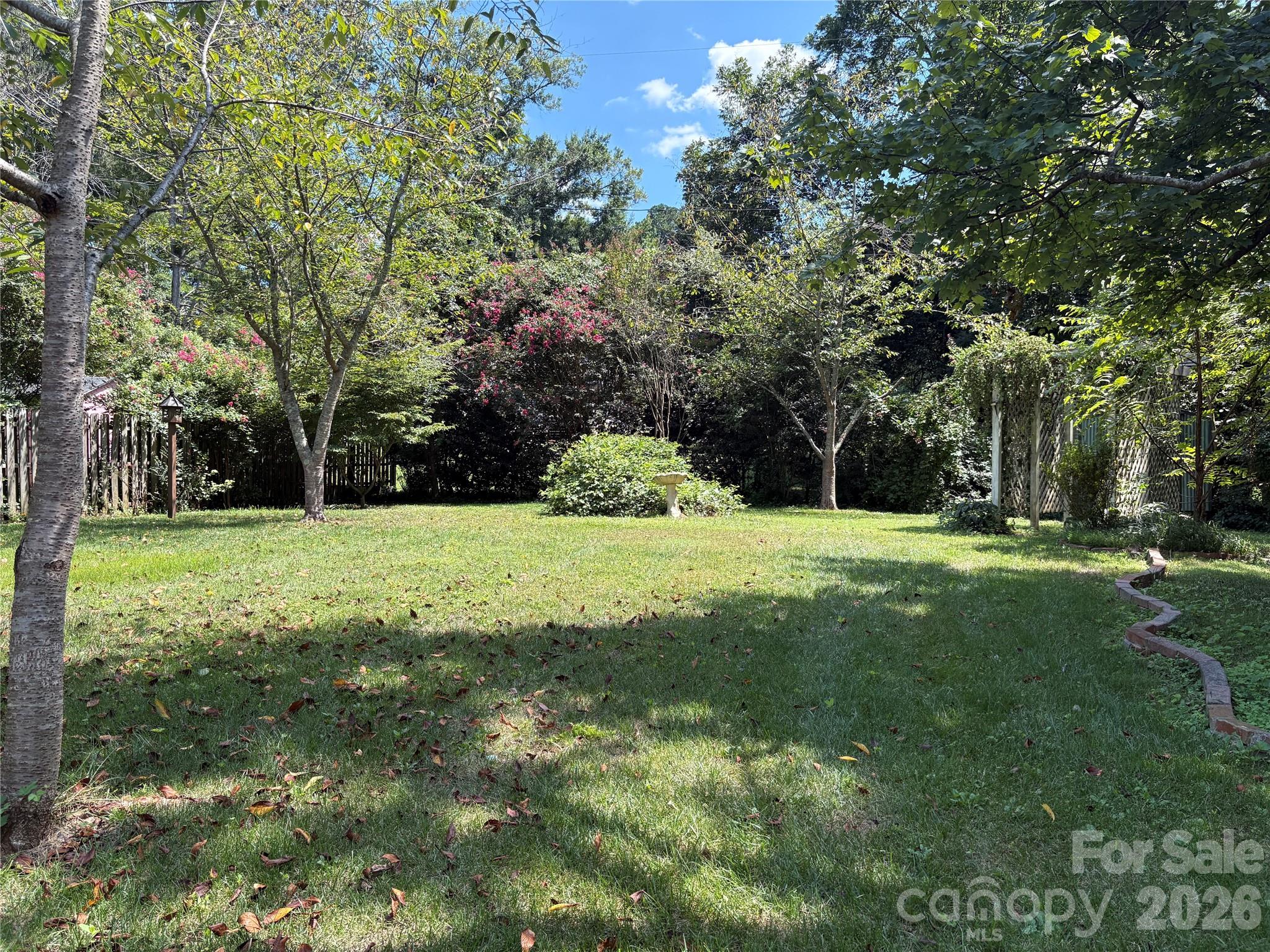 1215 Brockton Lane Property Photo 4